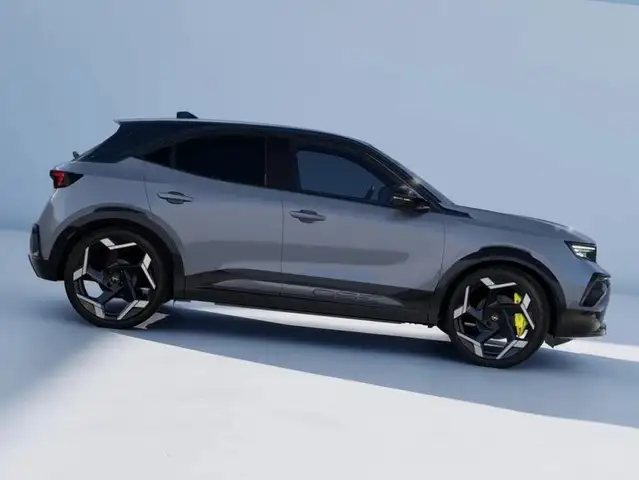 Opel Mokka-E view 6