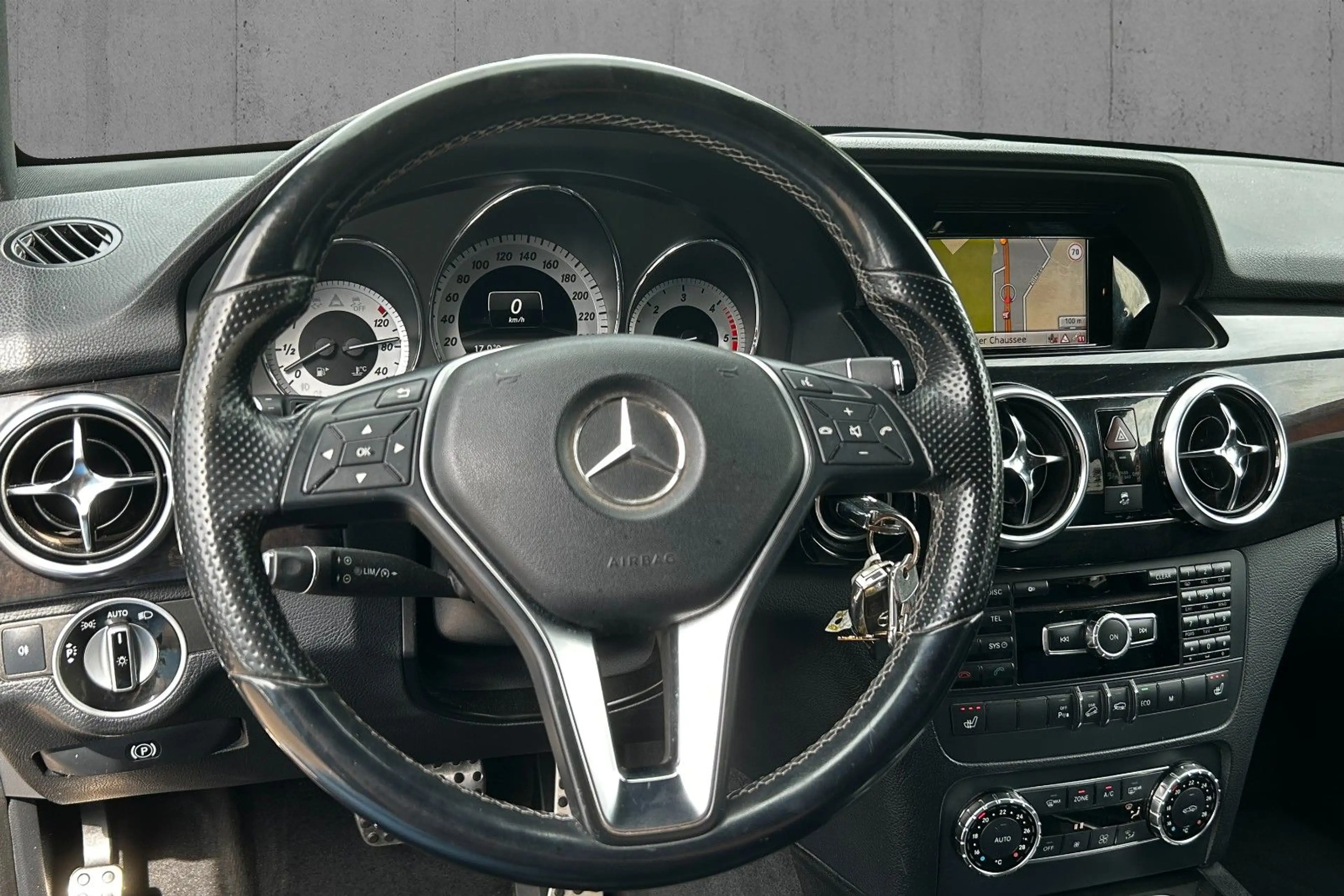 Mercedes-Benz GLK 250 CDI BlueTec Aut. 4Matic / LEDER / XENON — photo 13