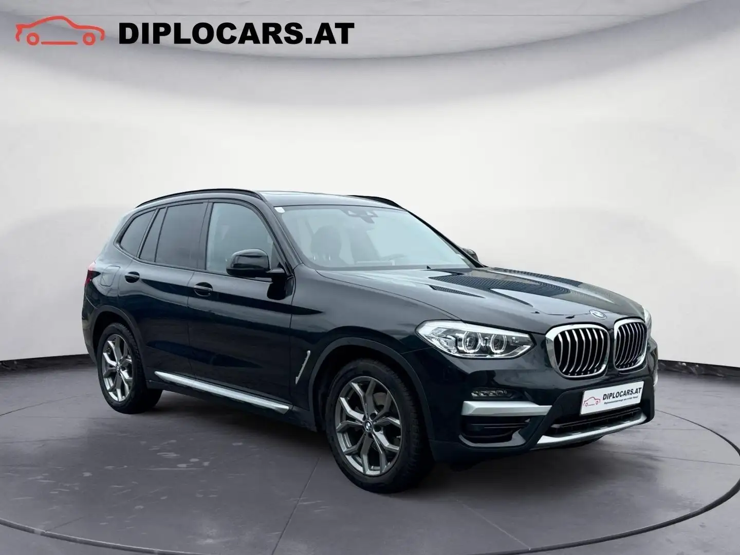 BMW X3 xDrive20d xLine Schwarz - 1