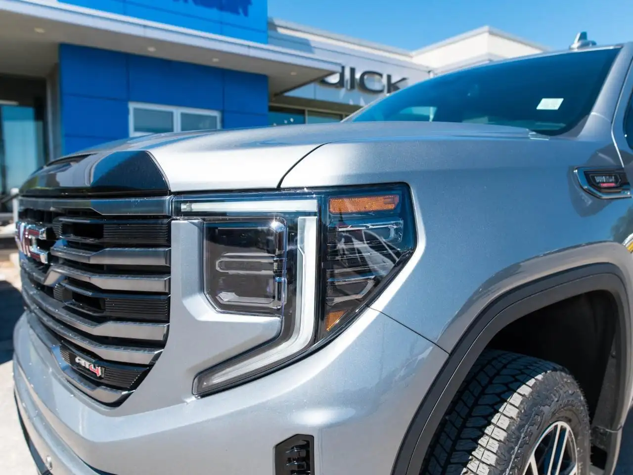 GMC Sierra 1500 photo GMC Sierra 1500