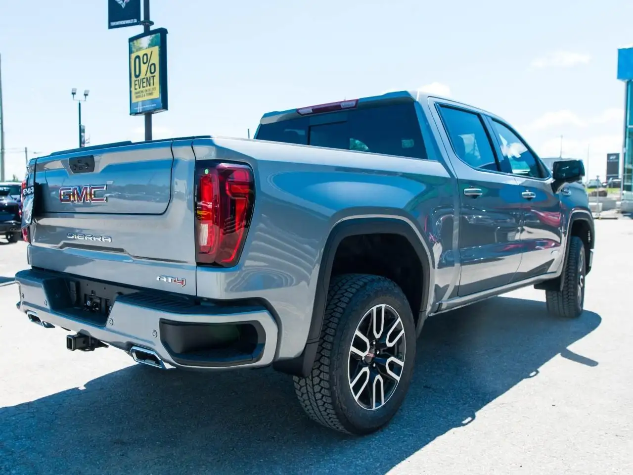 GMC Sierra 1500 photo GMC Sierra 1500