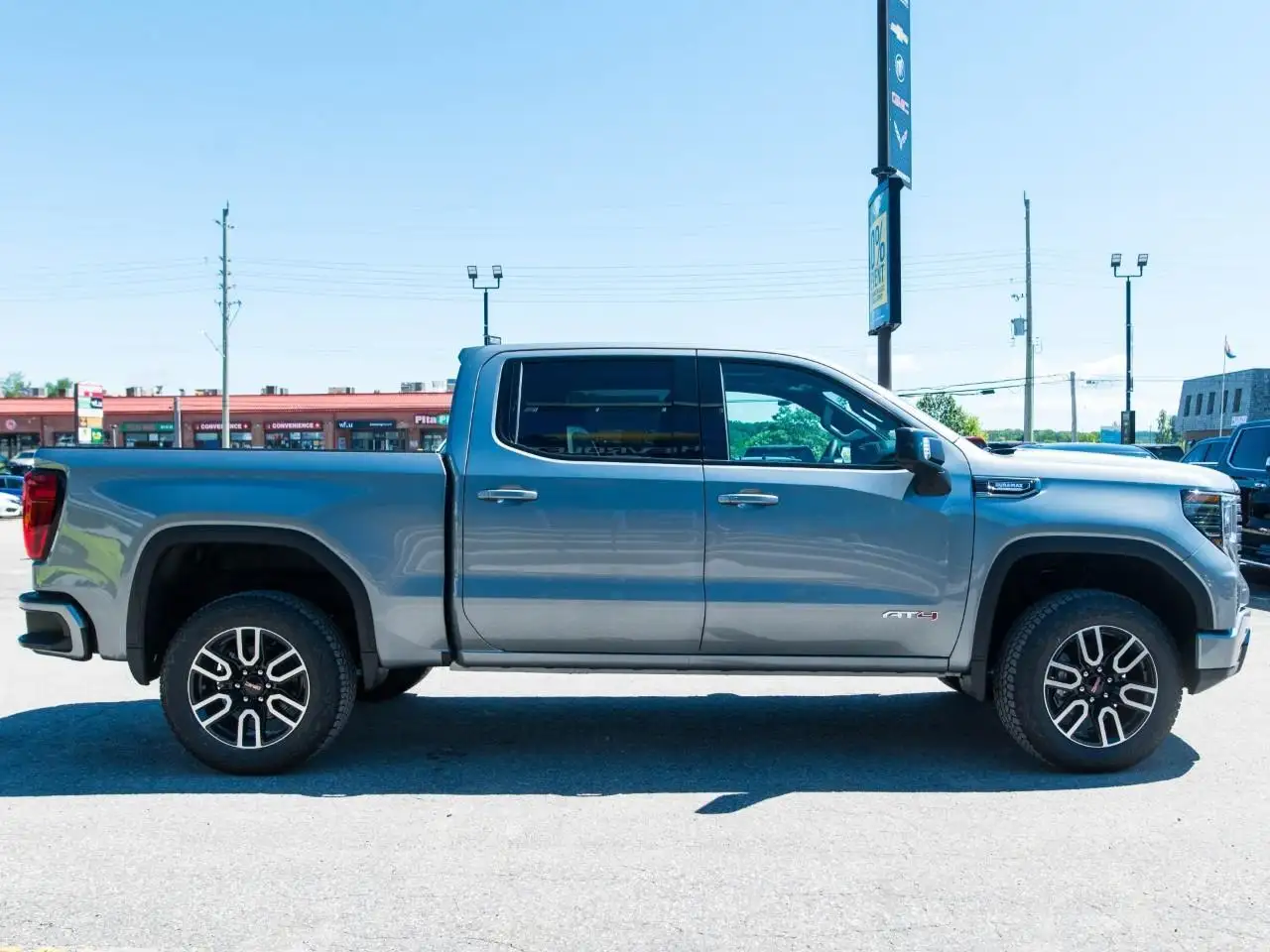 GMC Sierra 1500 photo GMC Sierra 1500