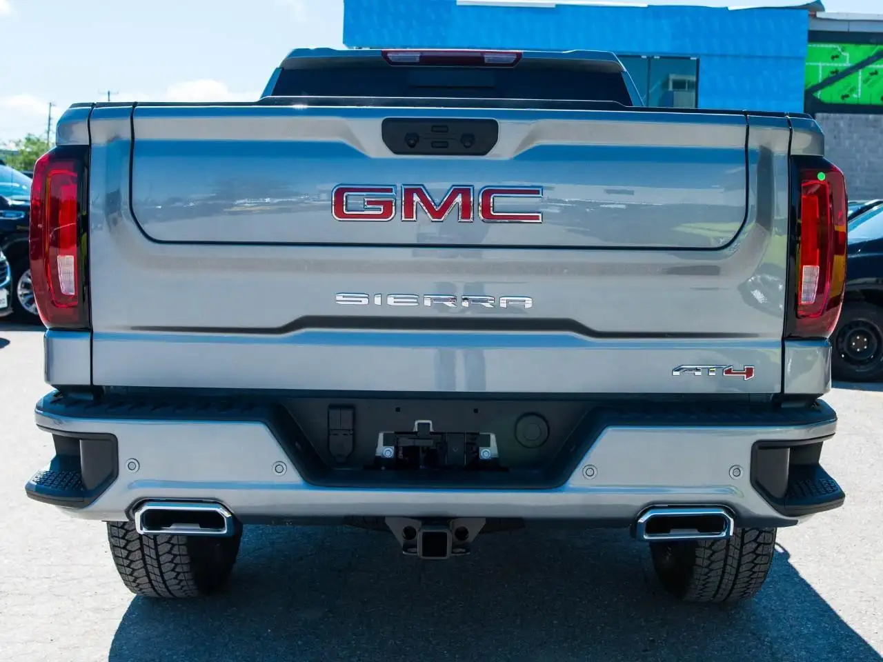 GMC Sierra 1500 photo GMC Sierra 1500