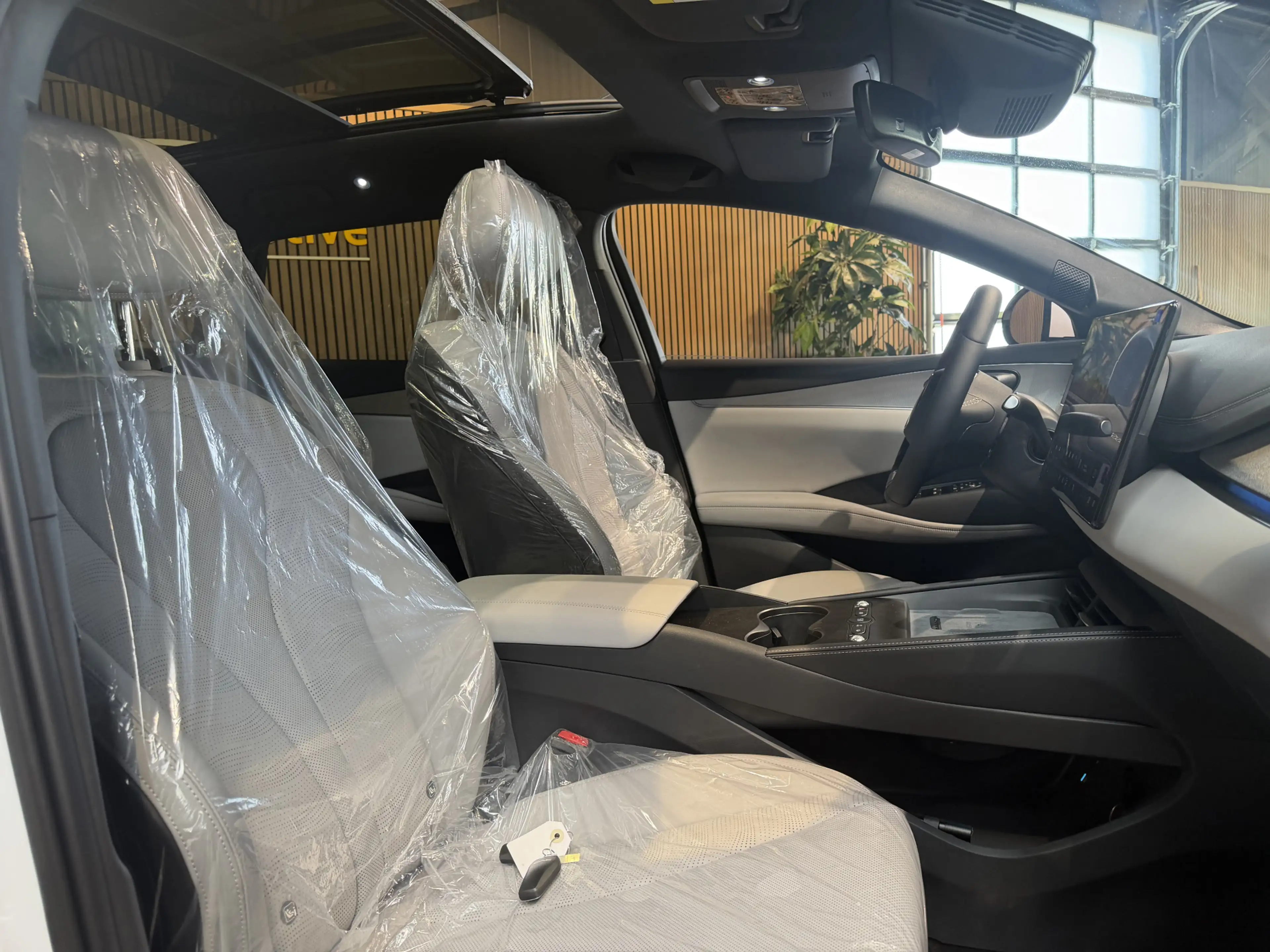 BYD Seal 6 Touring 1.5 DM-i Boost PHEV Leder | Camera | Apple — photo 41