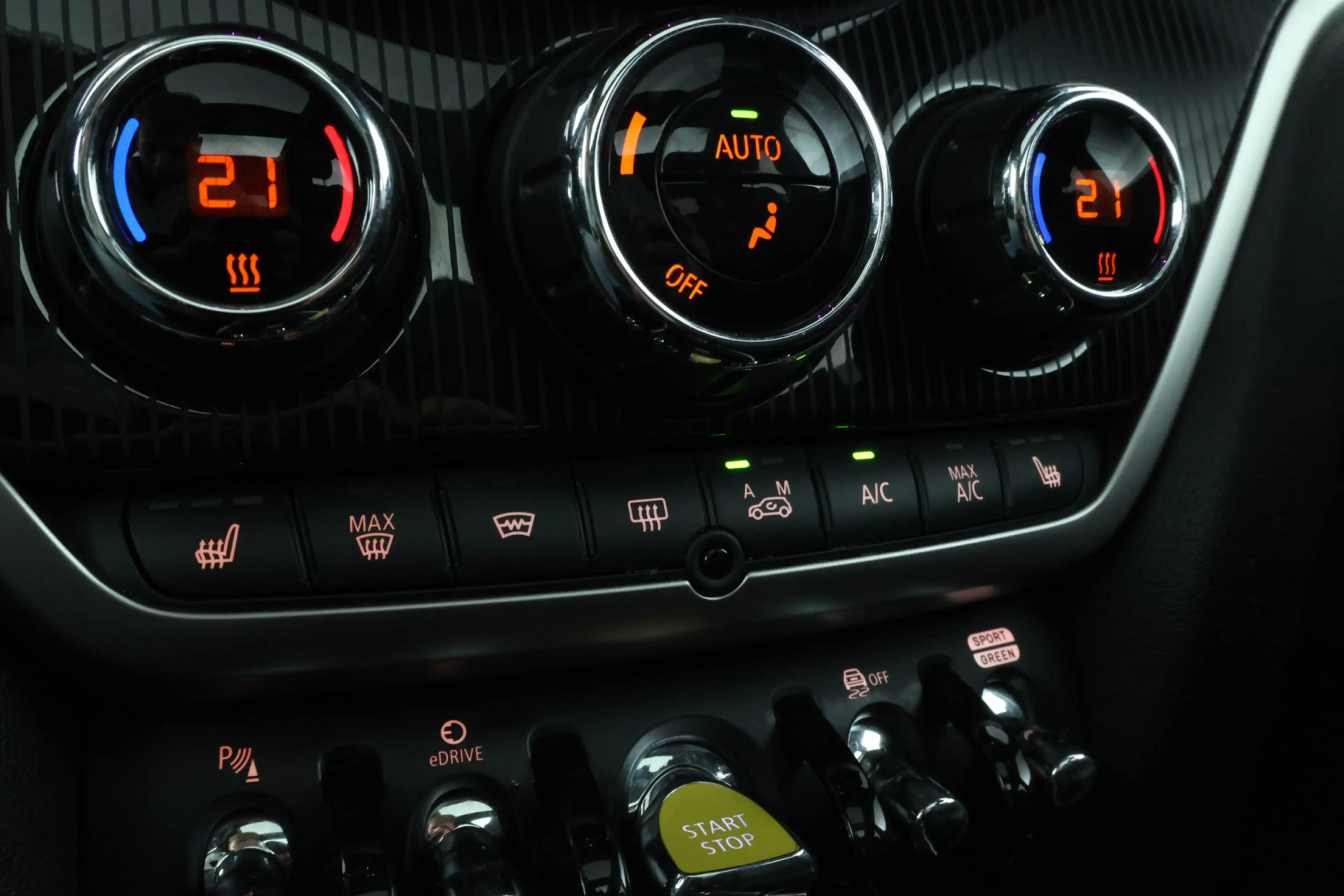 MINI Cooper SE Countryman Mini 1.5 ALL4 Chili Panorama, Head Up, Automaat — photo 34