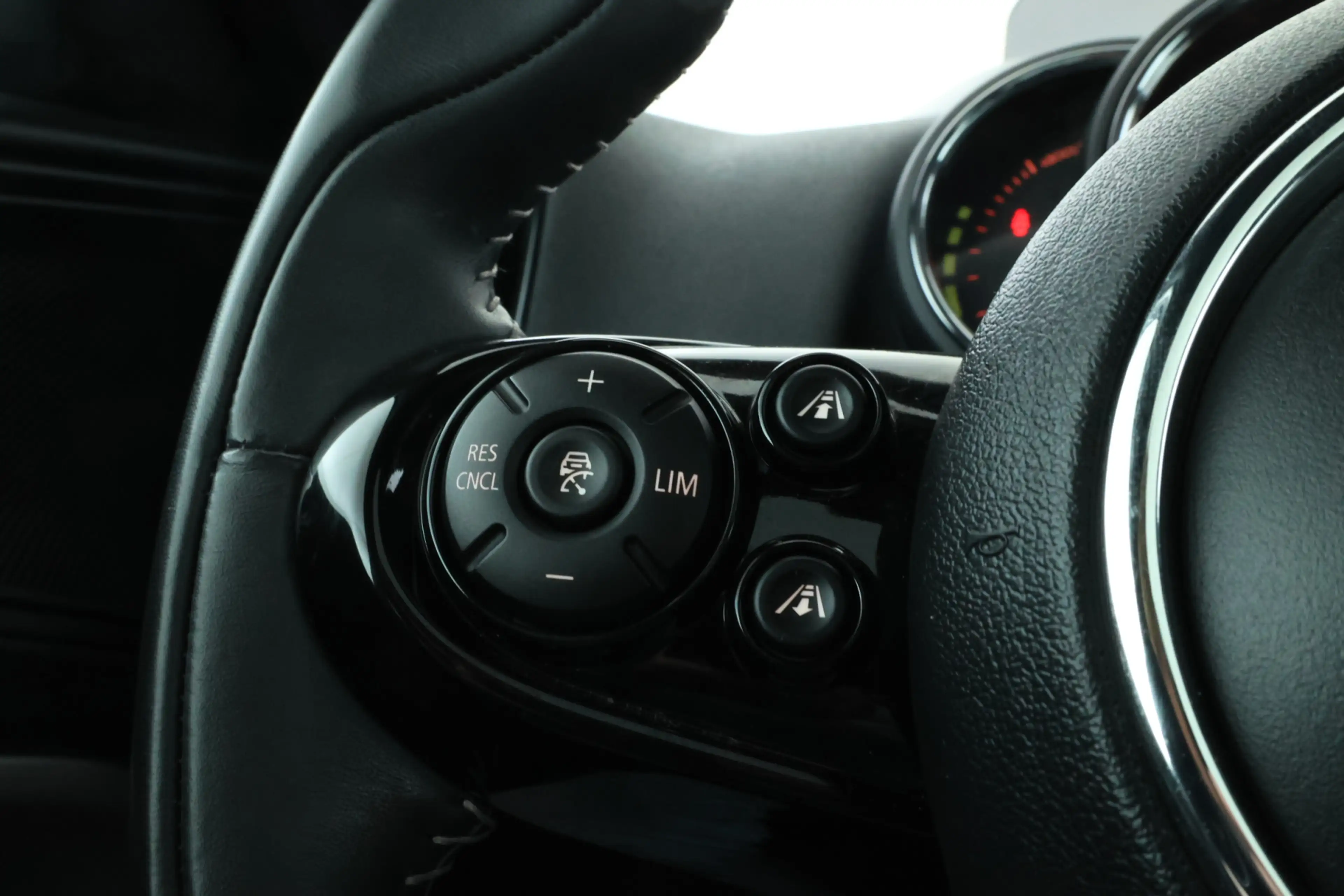 MINI Cooper SE Countryman Mini 1.5 ALL4 Chili Panorama, Head Up, Automaat — photo 24
