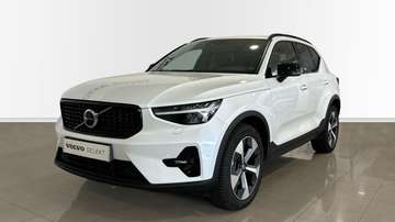 B4 Plus Dark AWD Aut.