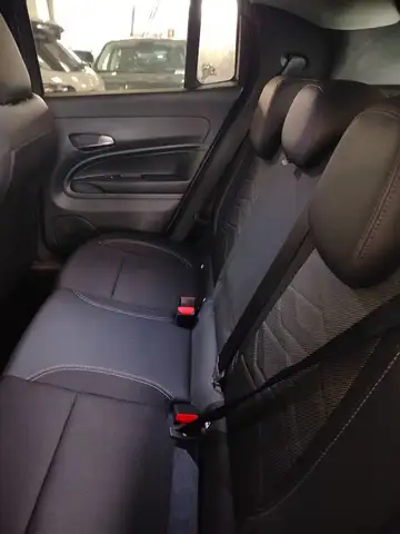 Jeep Avenger view 14