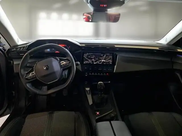 Peugeot 308 view 7