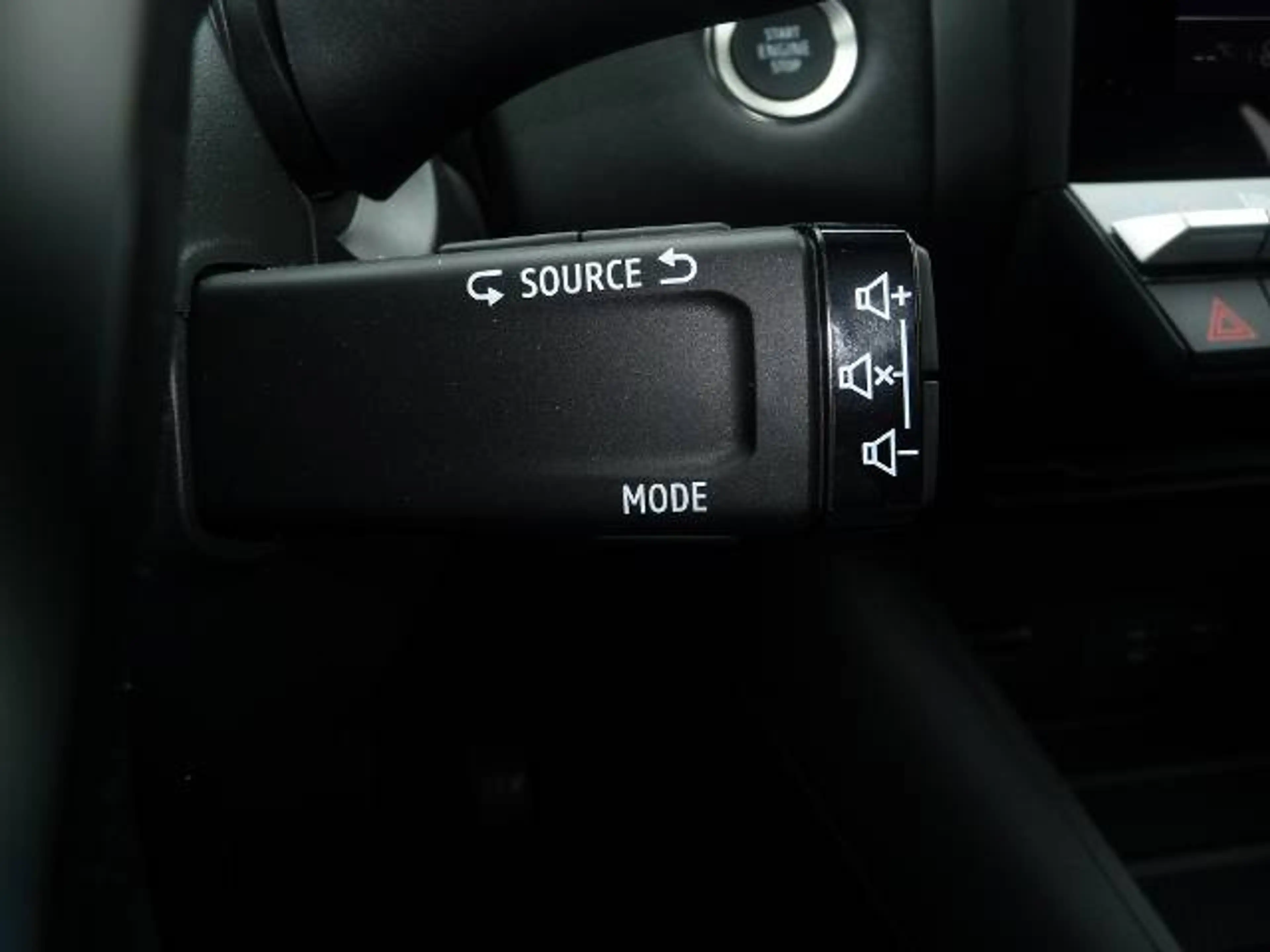 Mitsubishi Grandis Intro Edition 1.8 Hybrid — photo 11