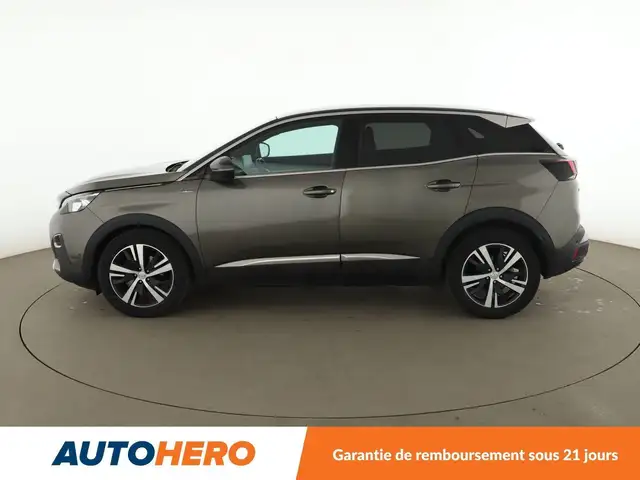 Peugeot 3008 view 3
