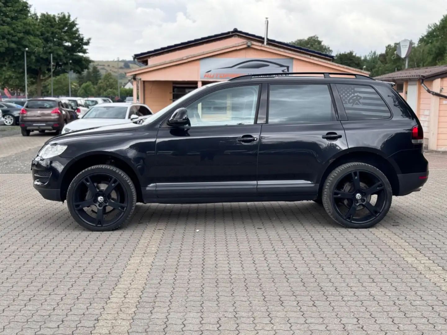 Volkswagen Touareg 3.0 V6 TDI * TÜV NEU *NAVI *AHK Schwarz - 2