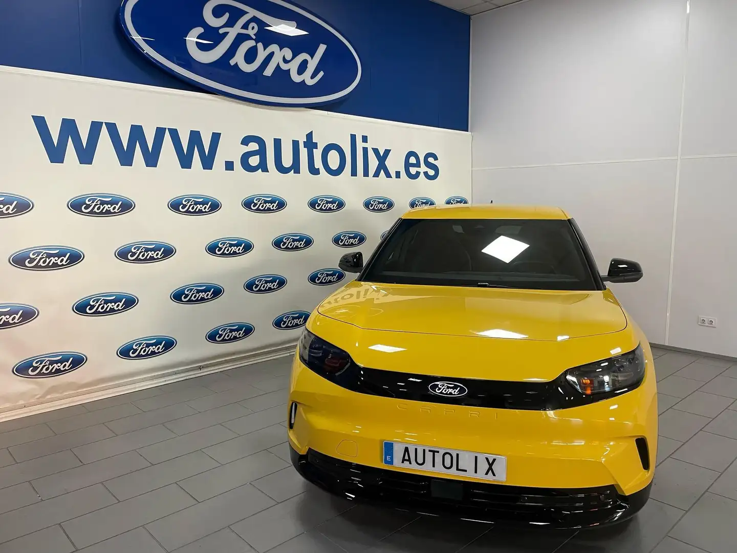 Ford Capri RWD Rango Extendido Premium 77kWh Giallo - 2