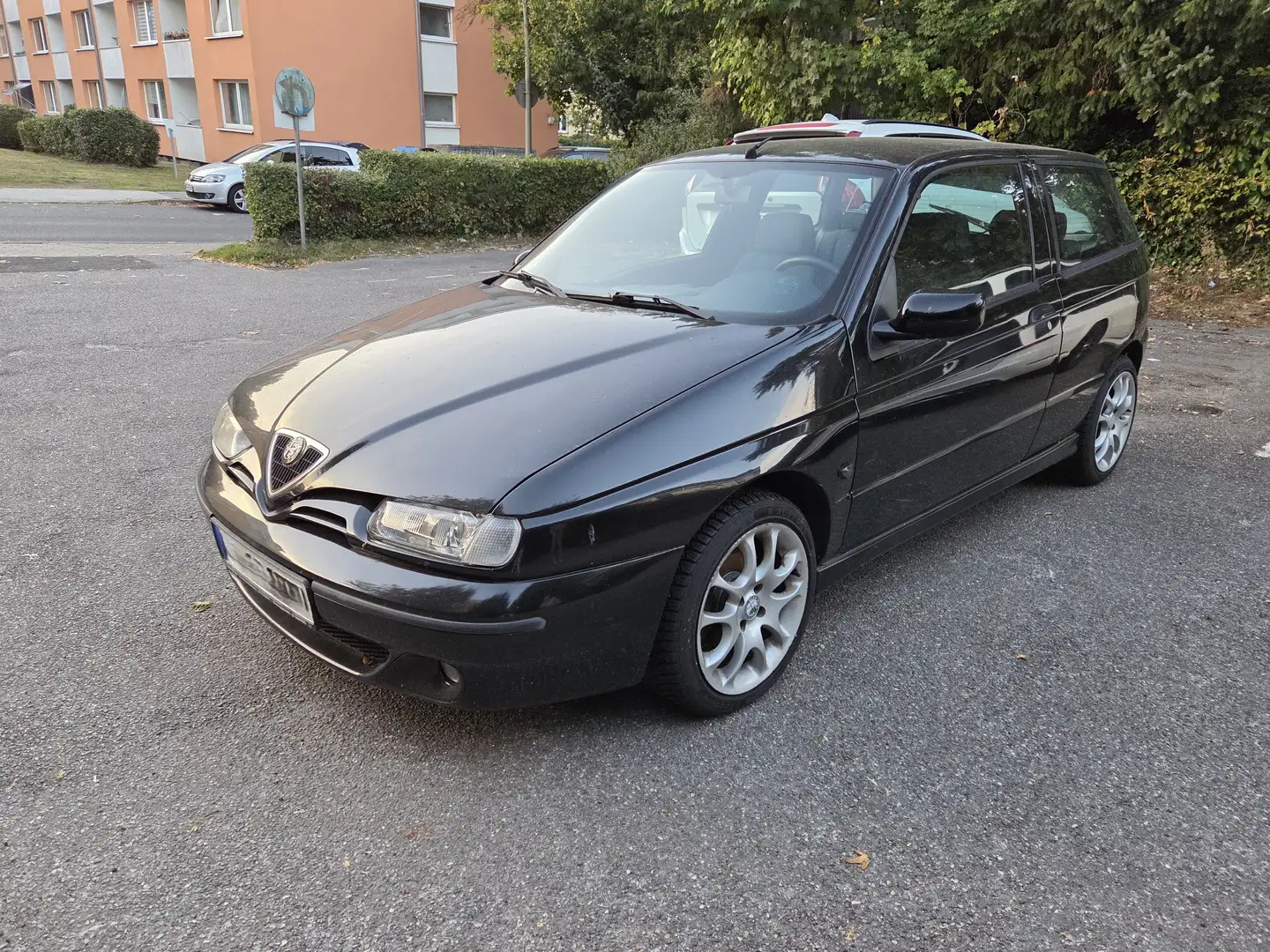 Alfa Romeo 145 1.4 T.Spark L Schwarz - 2
