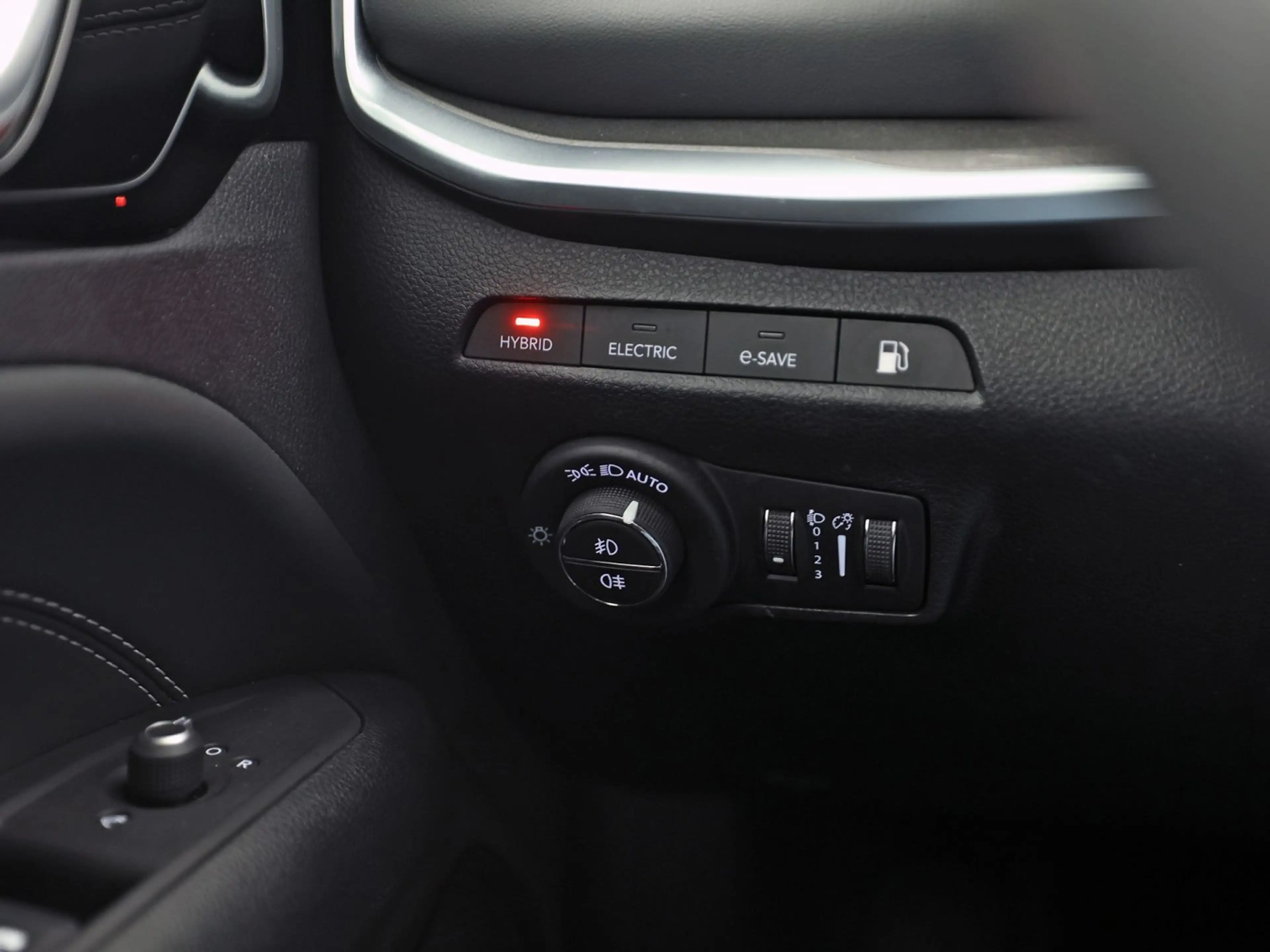 Jeep Compass 4xe 190 Plug-in Hybrid Electric Night Eagle. Autom — photo 28