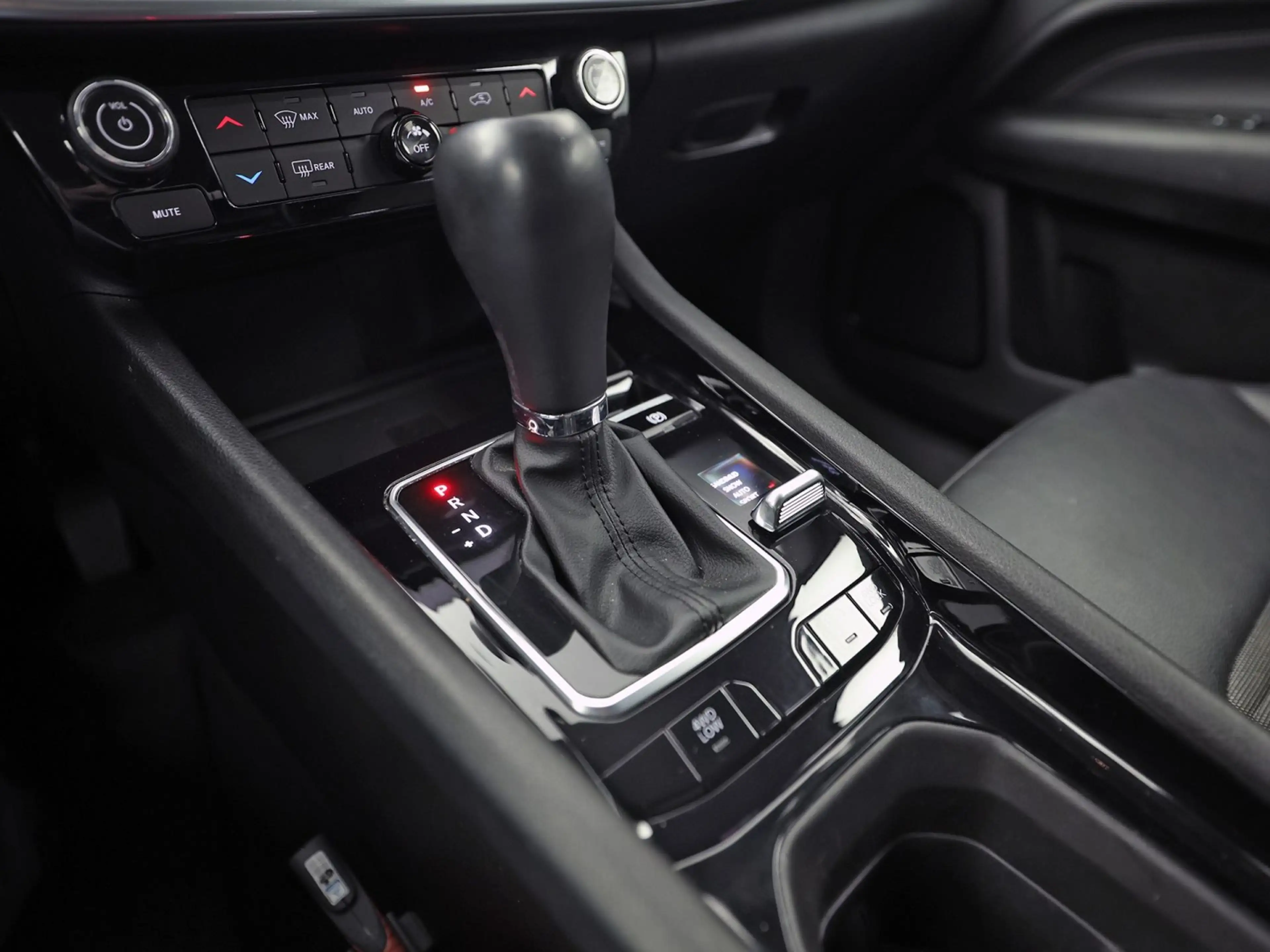 Jeep Compass 4xe 190 Plug-in Hybrid Electric Night Eagle. Autom — photo 13