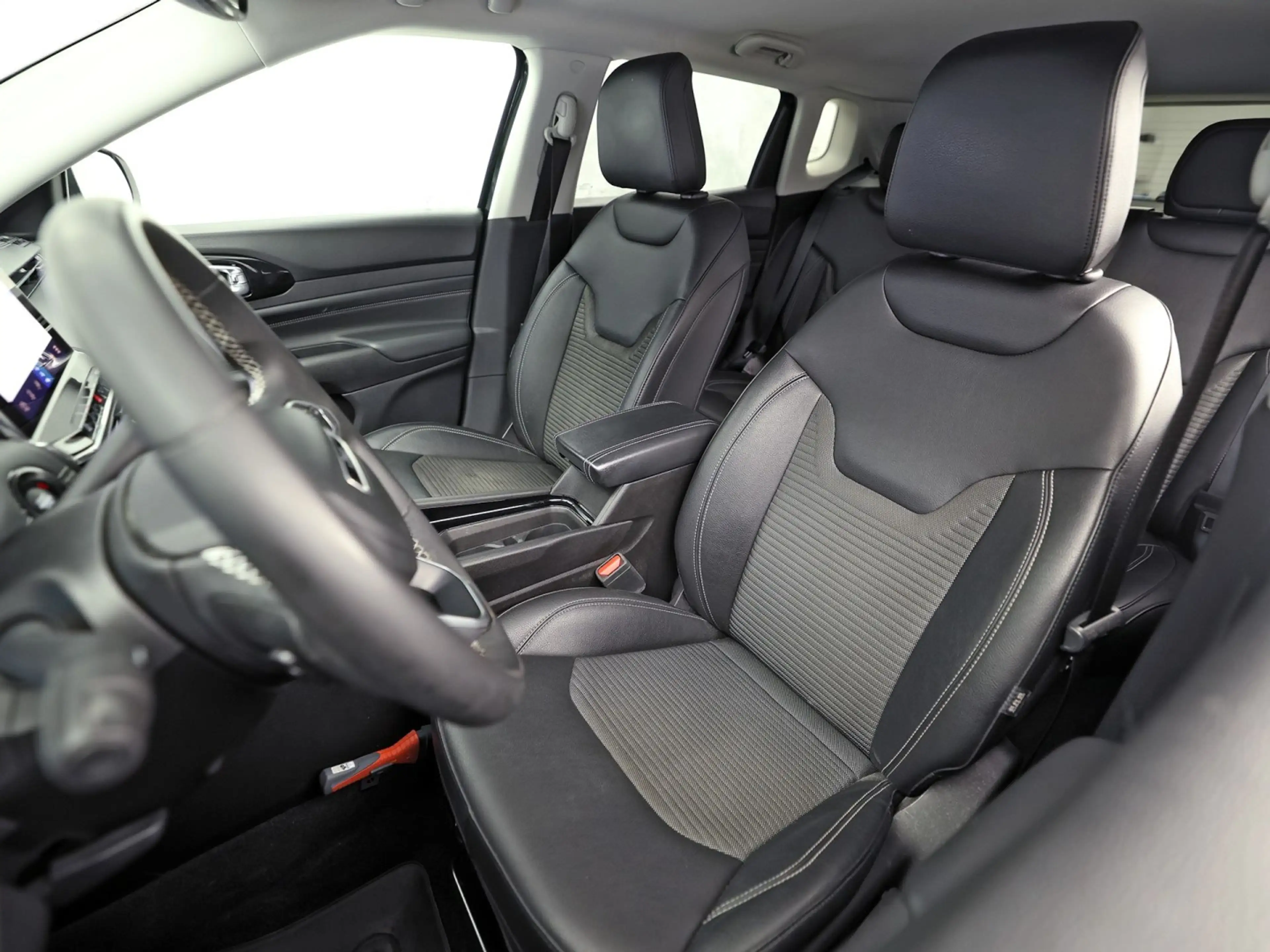 Jeep Compass 4xe 190 Plug-in Hybrid Electric Night Eagle. Autom — photo 16