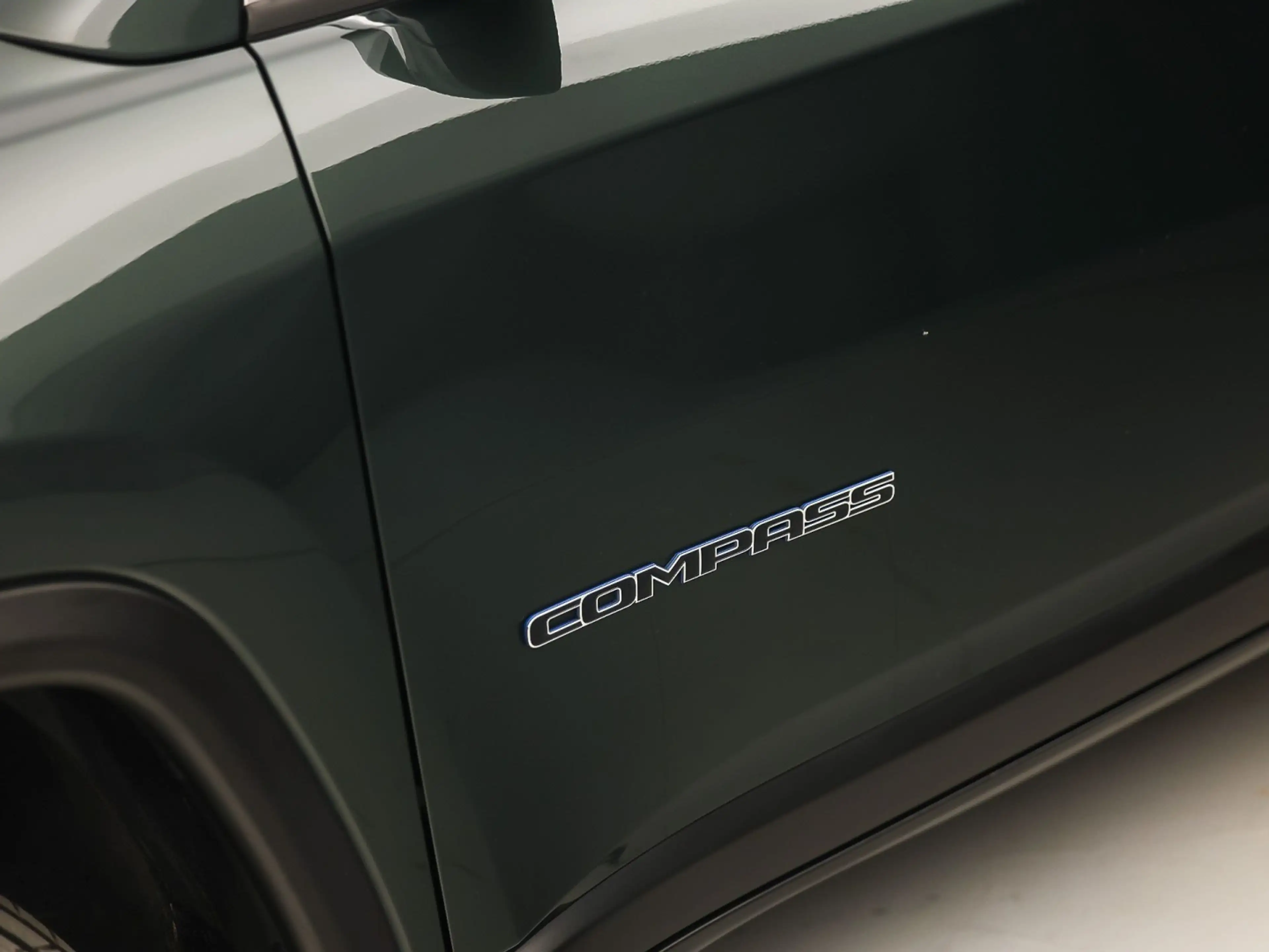 Jeep Compass 4xe 190 Plug-in Hybrid Electric Night Eagle. Autom — photo 26
