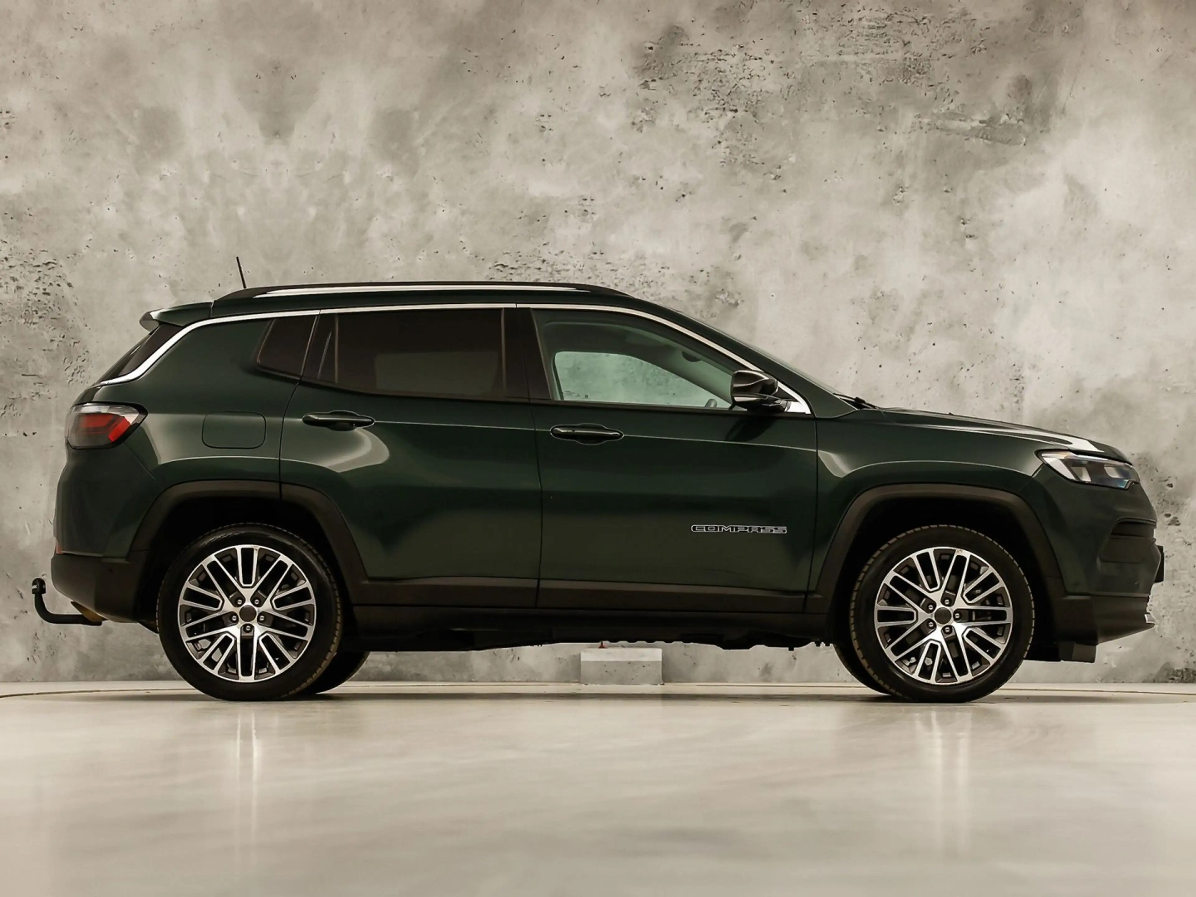 Jeep Compass 4xe 190 Plug-in Hybrid Electric Night Eagle. Autom — photo 4