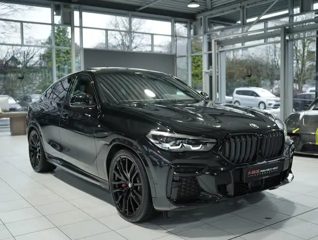 BMW X6 view 3