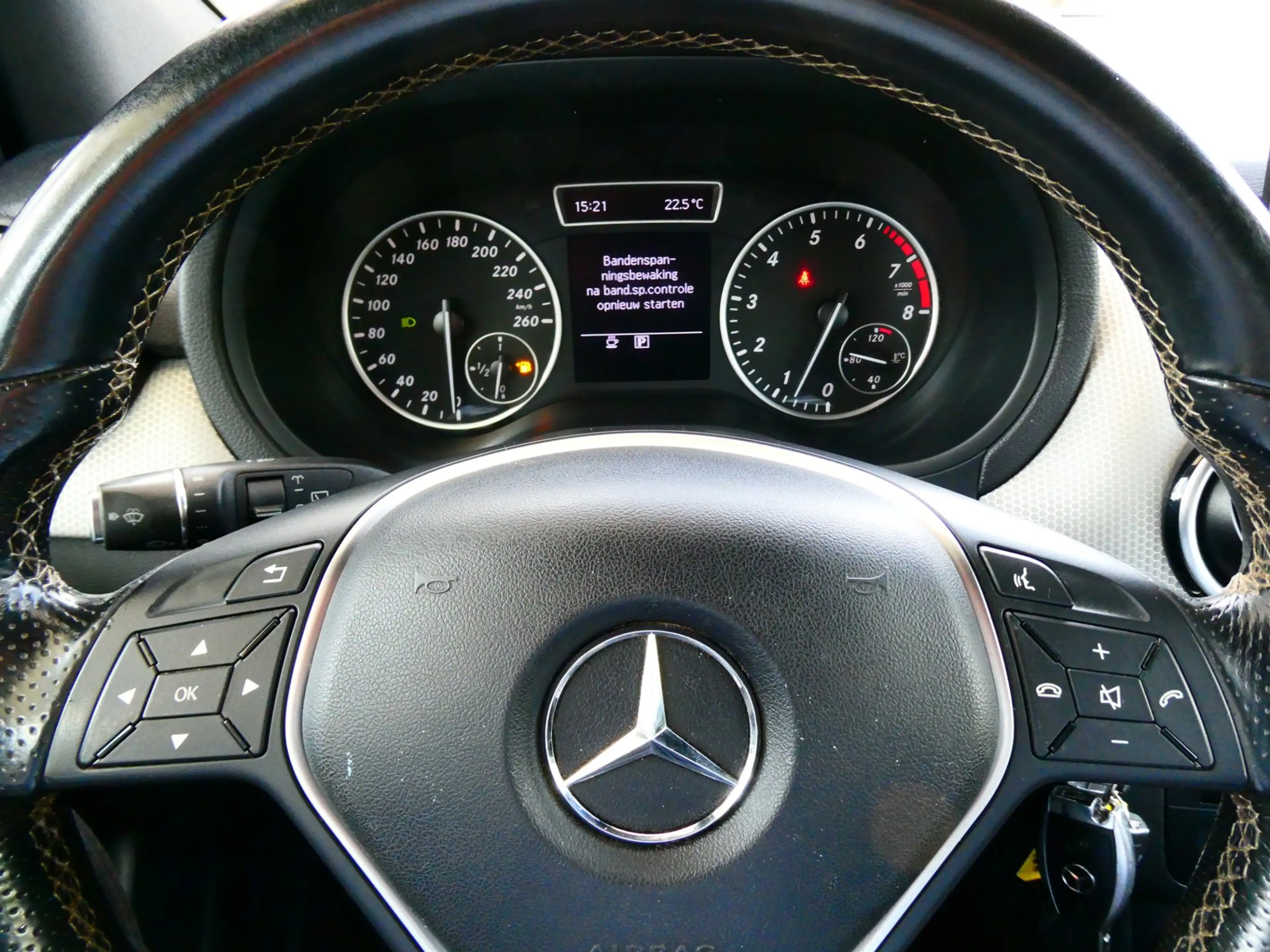 Mercedes-Benz B 180 2e eig. Clima Cruise Navi Xenon Trekhaak 1200kg. — photo 12