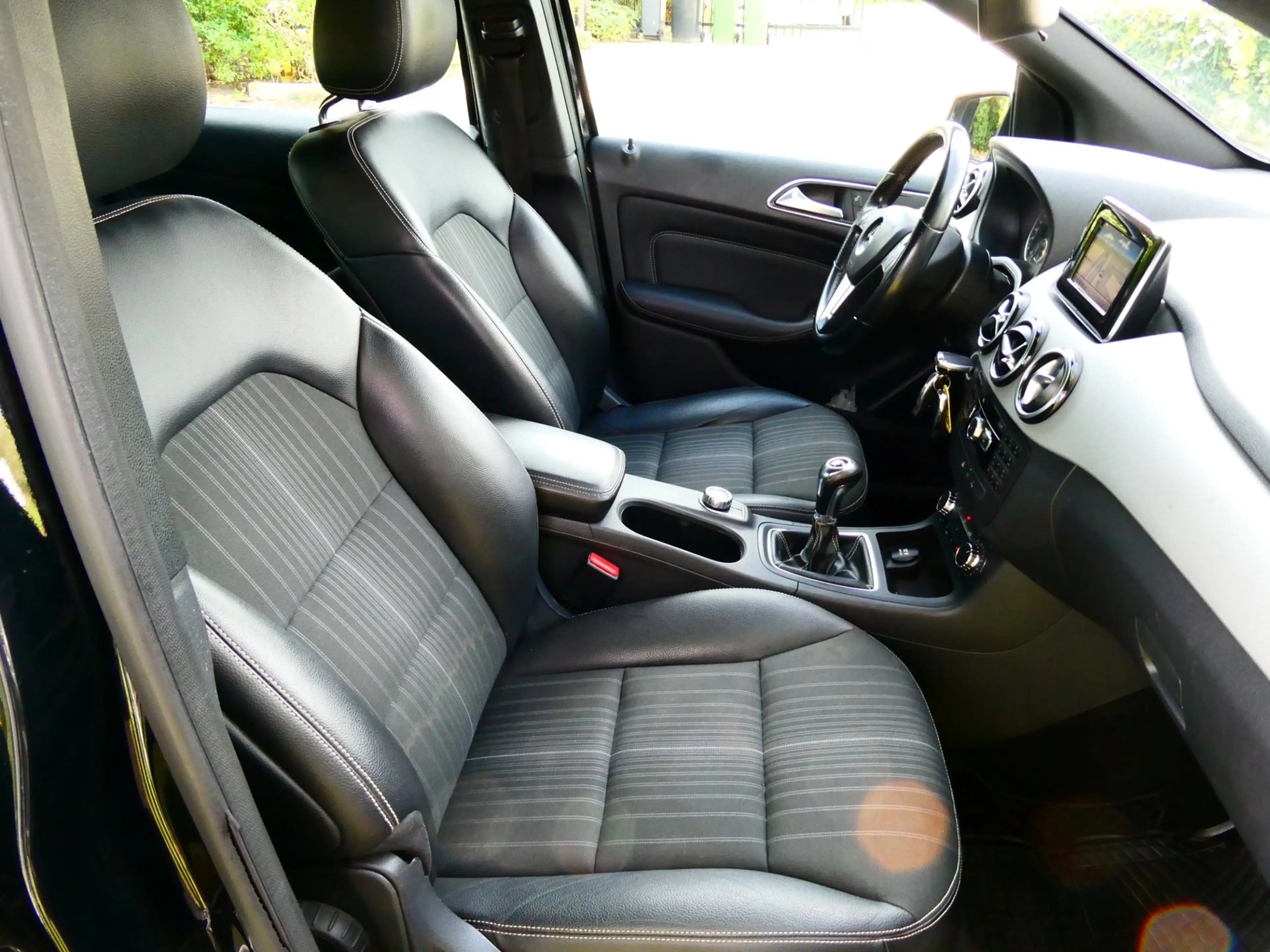 Mercedes-Benz B 180 2e eig. Clima Cruise Navi Xenon Trekhaak 1200kg. — photo 16