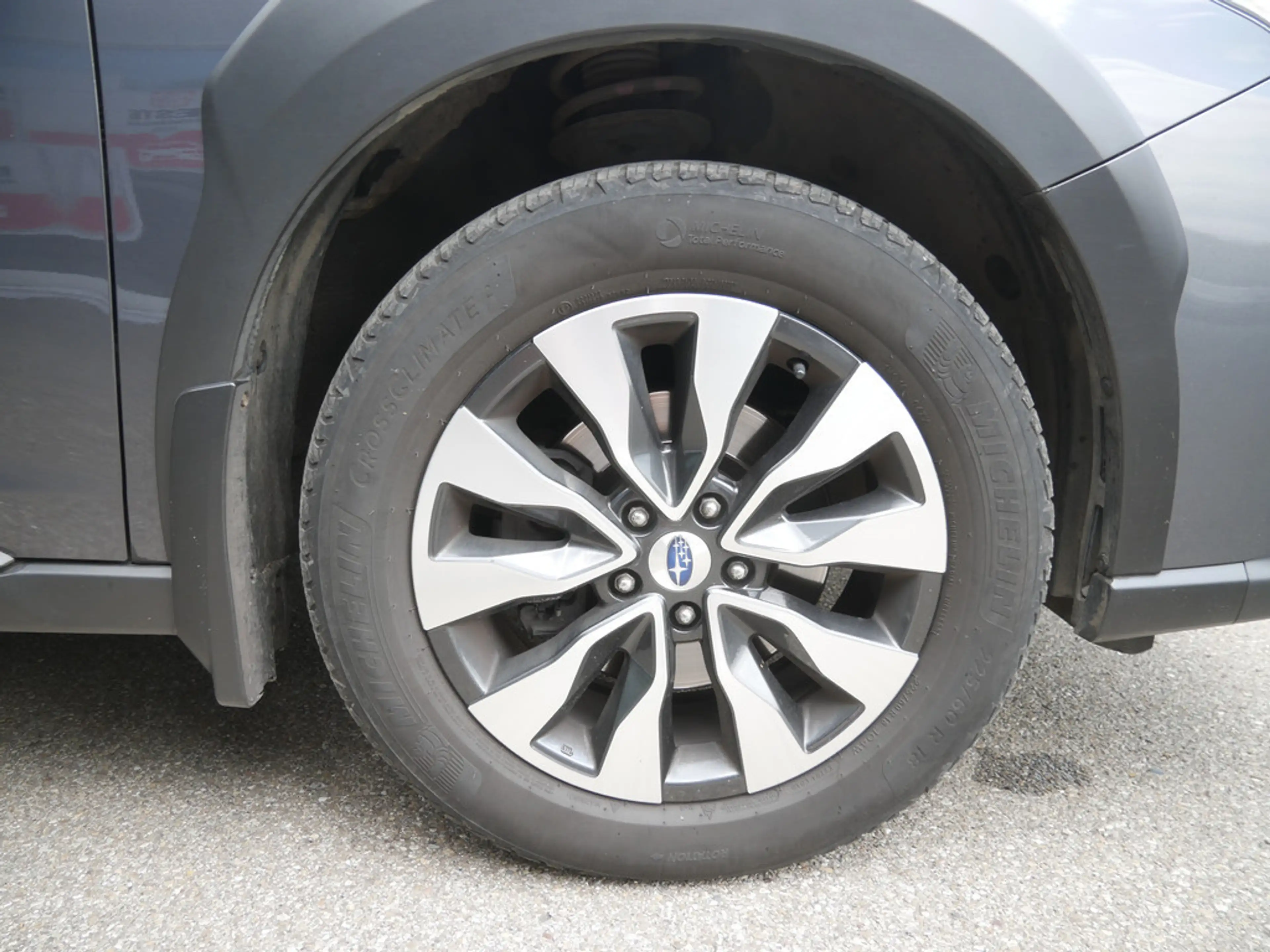 Subaru OUTBACK 2.5i Platinum HGSD NAVI AHK ACC LED — photo 9