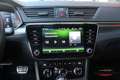 Skoda Superb 2.0 TSI SportLine DSG 140kW Geel - thumbnail 37
