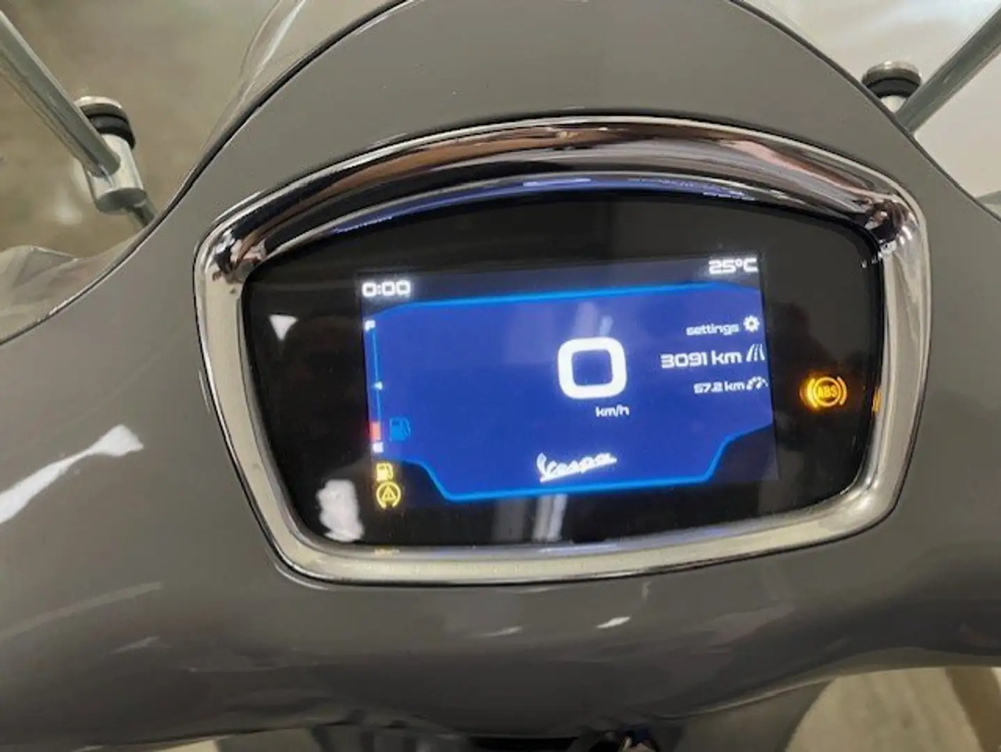 Vespa GTS Super Tech 300 hpe supertech abs e4 Gris - 2
