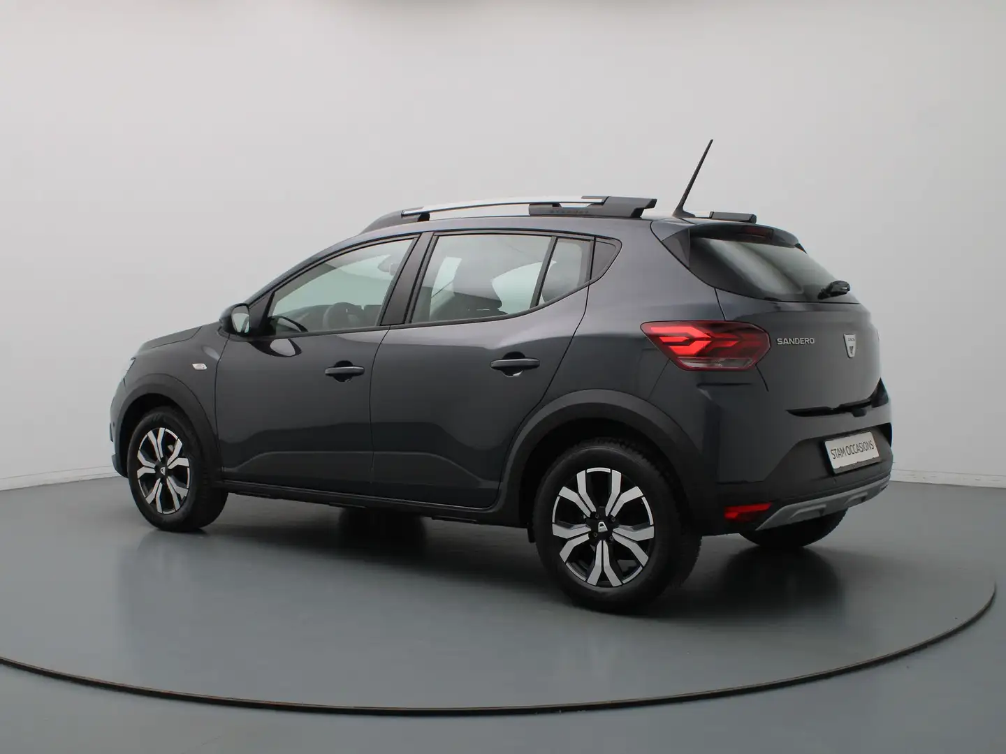 Dacia Sandero Stepway 1.0 TCe 100 Bi-Fuel Essential Camera | Cli Gri - 2