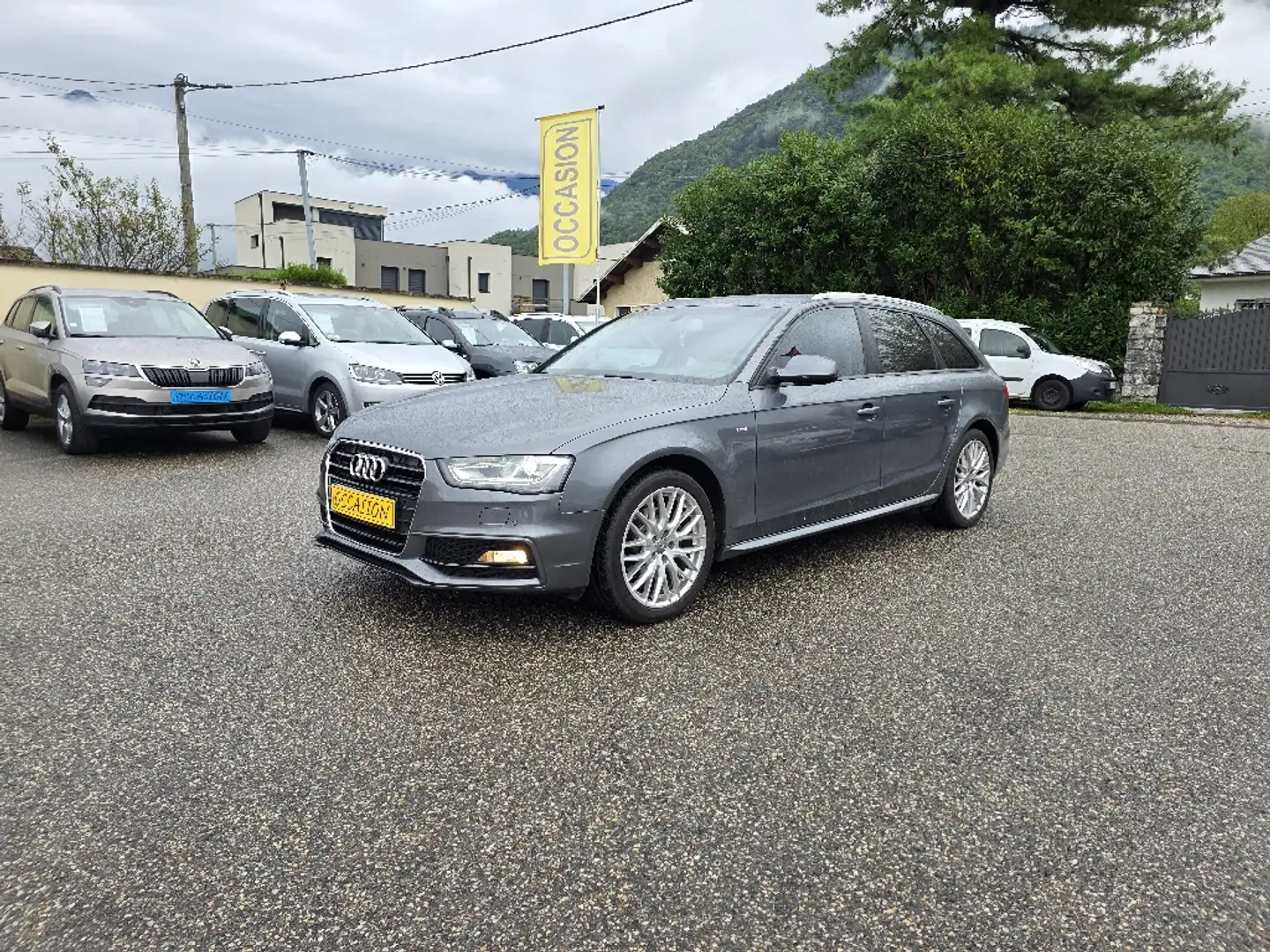Audi A4 2.0 TDI 150cv S Line Multitronic ATTELAGE - 1