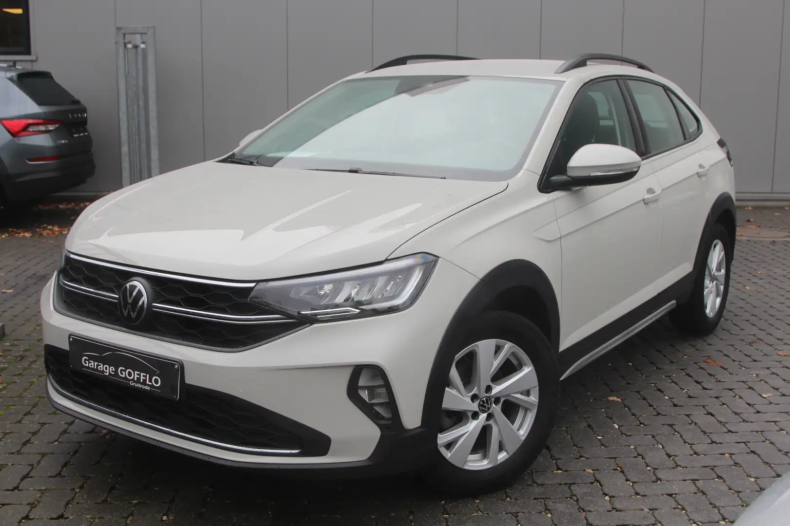 Volkswagen Taigo 1.0TSI - 45.156KM - 2023 Gris - 1