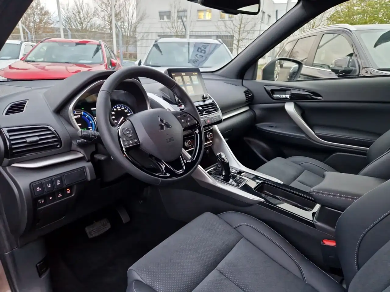 Mitsubishi Eclipse Cross Plug-In Hybrid Select Navi LED ACC, миниатюра 8