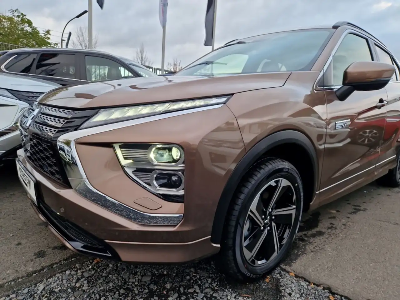 Mitsubishi Eclipse Cross Plug-In Hybrid Select Navi LED ACC, миниатюра 5