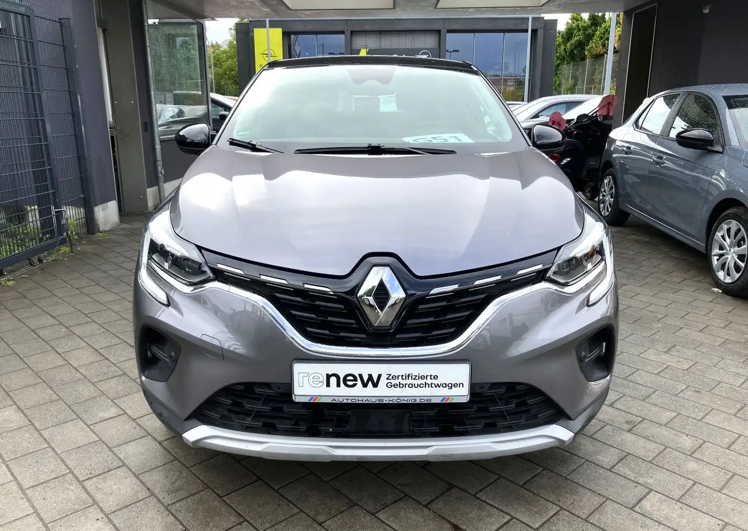 Renault Captur II 1.3 TCe 140 BUSINESS EDITION Automatik Gris - 2