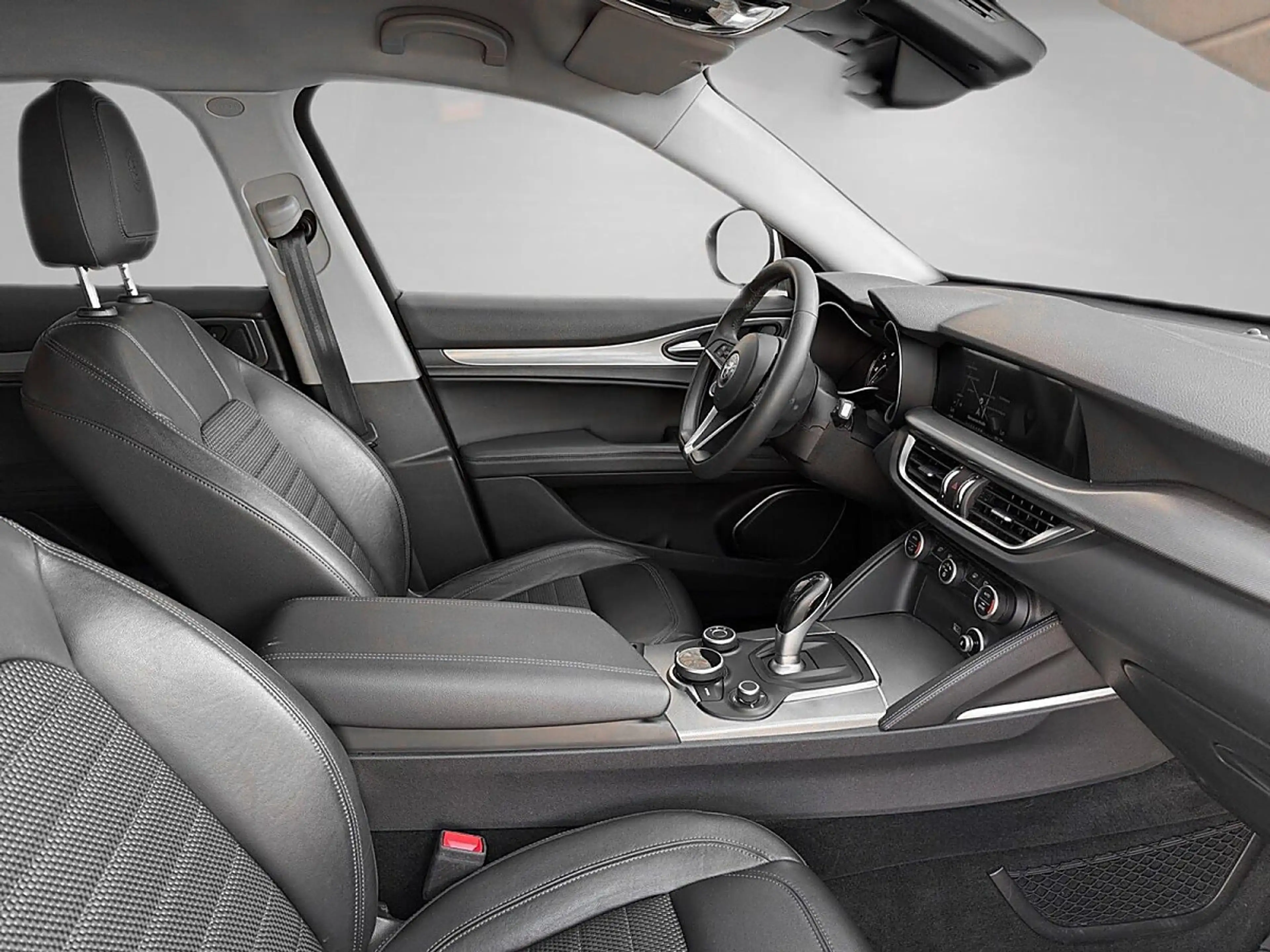 Alfa Romeo Stelvio Super 2,2 ATX AWD | PICKERL BIS 05/2027 | — photo 8