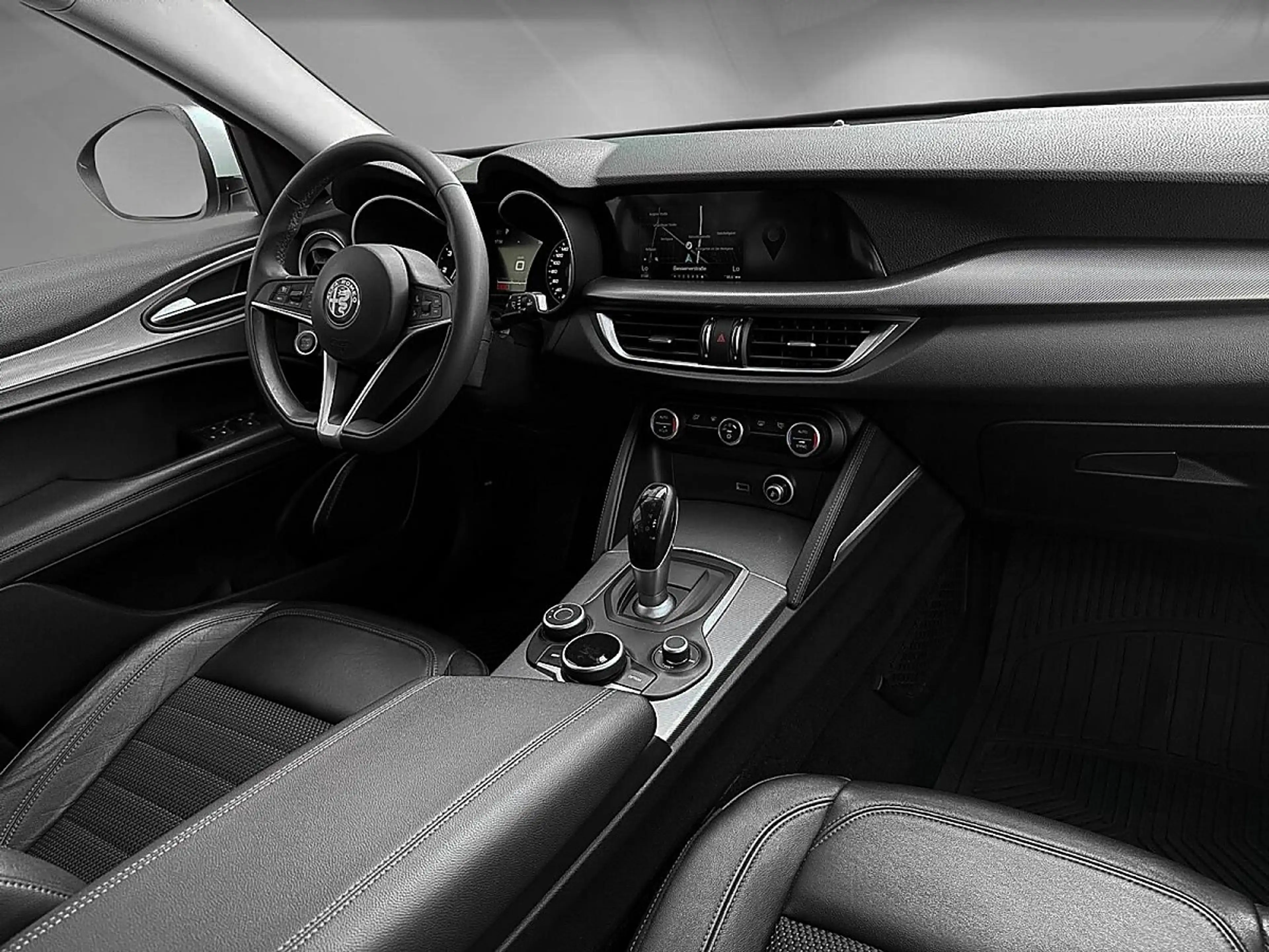 Alfa Romeo Stelvio Super 2,2 ATX AWD | PICKERL BIS 05/2027 | — photo 10