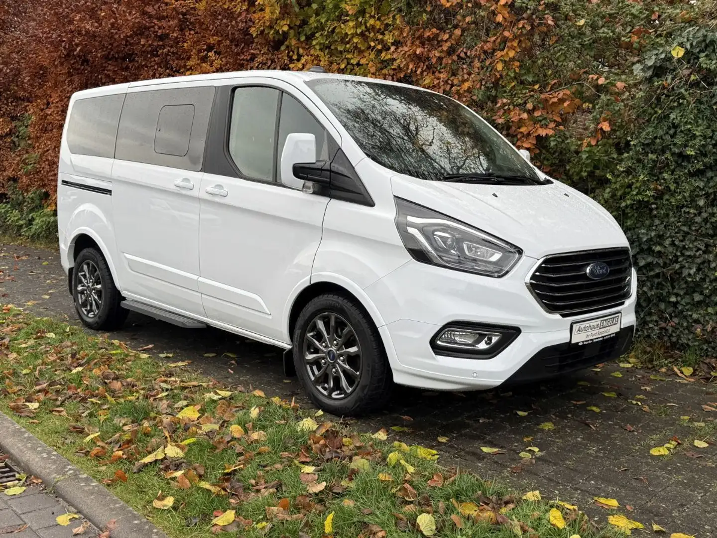 Ford Tourneo Custom Titanium X L1 *8 Sitze* Weiß - 1
