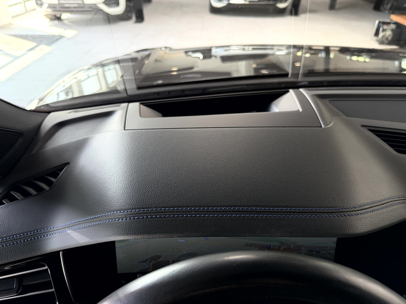 Volkswagen Touareg R 3.0TSI*BlackStyle*Pano*AHK*HUD*IQ* — photo 15