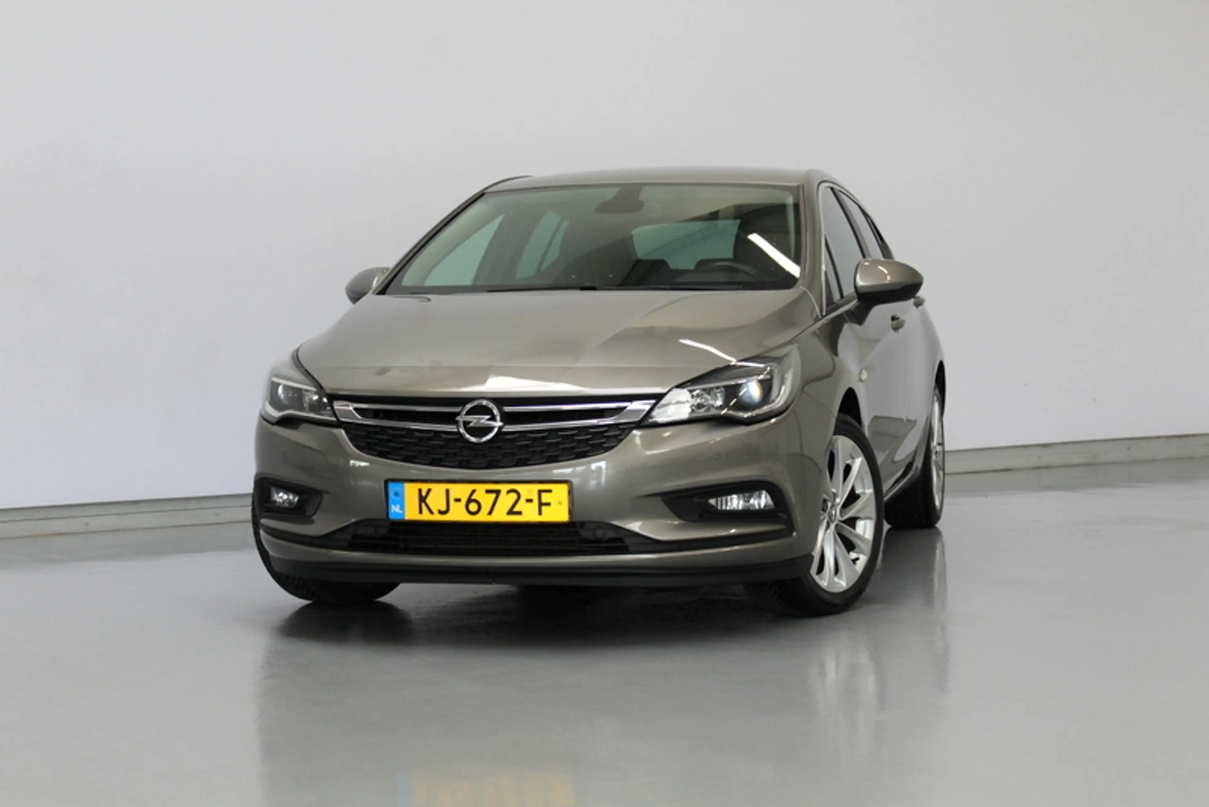 Opel Astra 1.0 Business+ 105PK, RIJKLAAR | CAMERA | AFNEEMBAR — photo 5