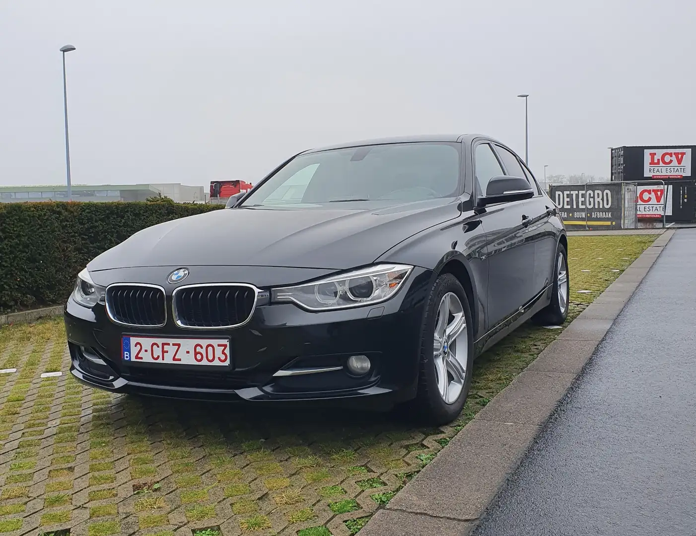 BMW 316 316d Sport Line - 1