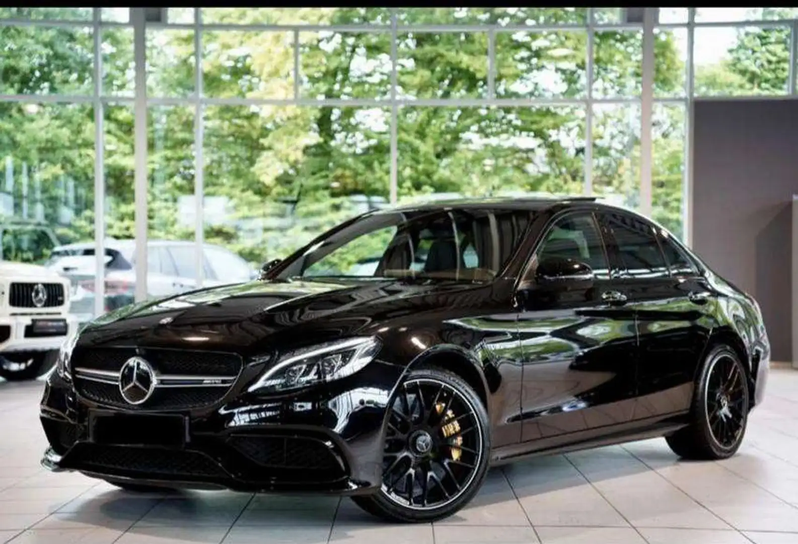 Mercedes-Benz C 63 AMG S 7G Plus - 1
