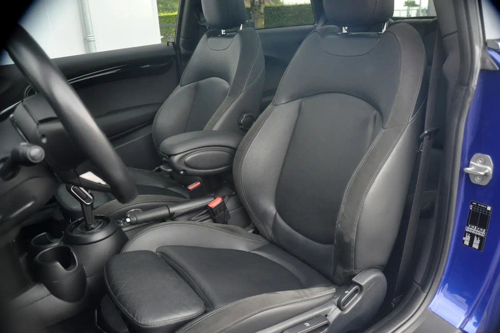 MINI Cooper Mini 1.5 Chili Automaat | Panoramadak | LED | Appl Bleu - 2