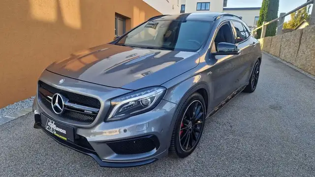 Mercedes-Benz GLA 45 AMG 4Matic Performance