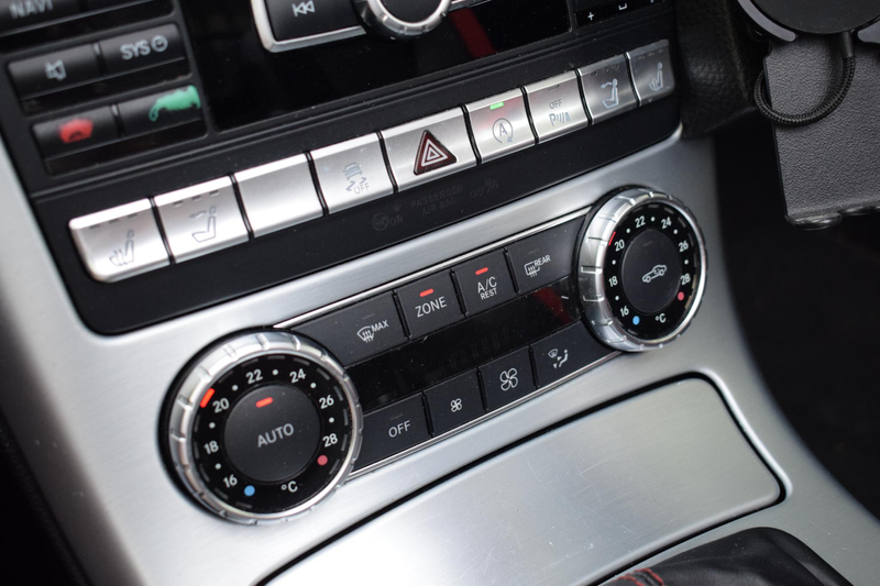Mercedes-Benz SLK 200 |AIRSCARF|AMG|XENON|CRUISE|CLIMATE — photo 11