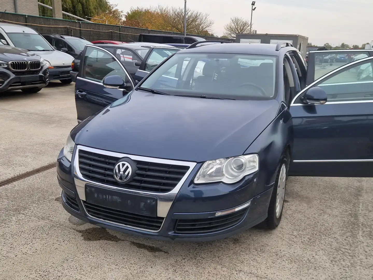 Volkswagen Passat Passat 1.9 TDi Sportline Blauw - 1