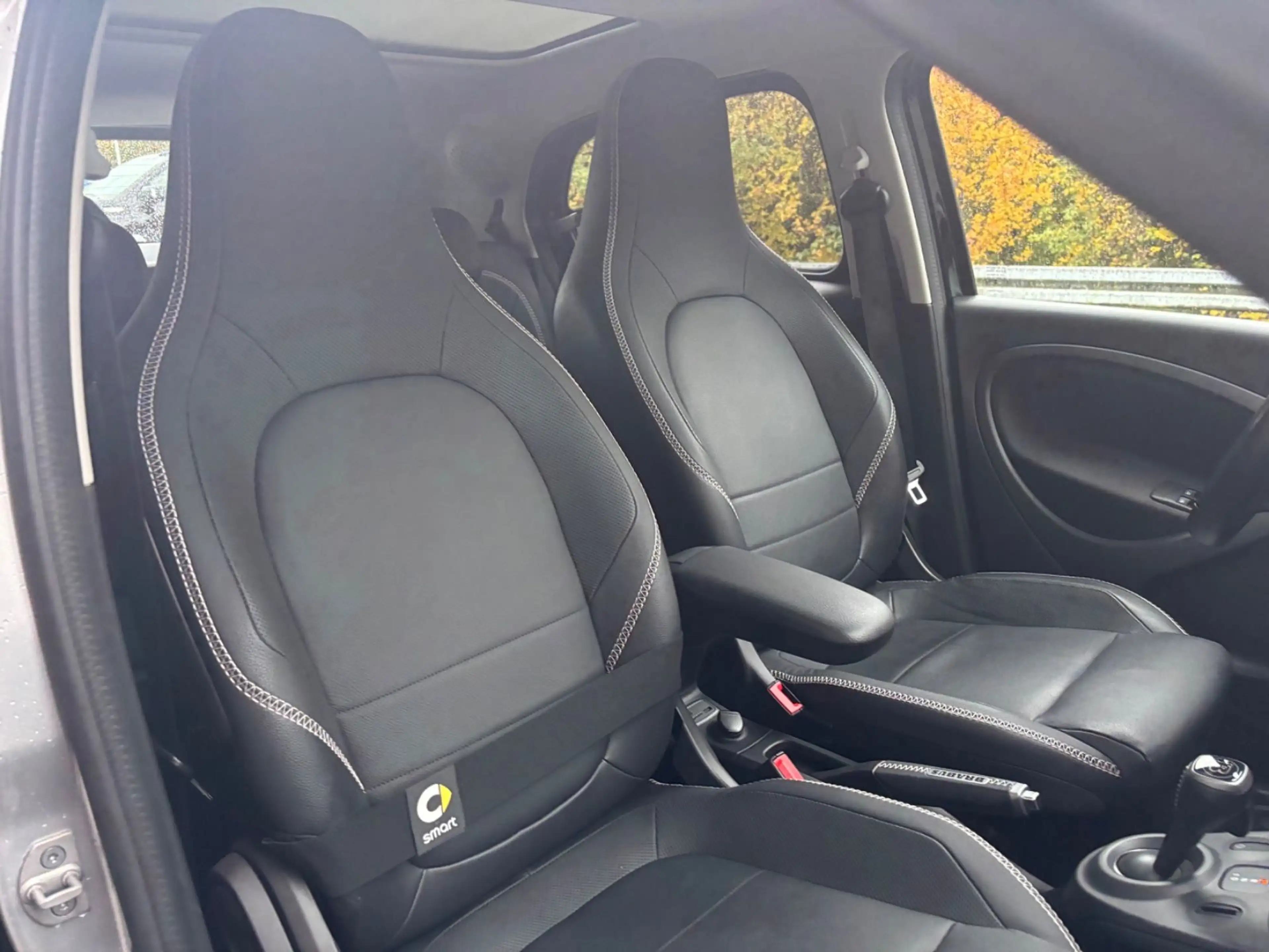 smart forFour Brabus JBL Leder Pano — photo 12