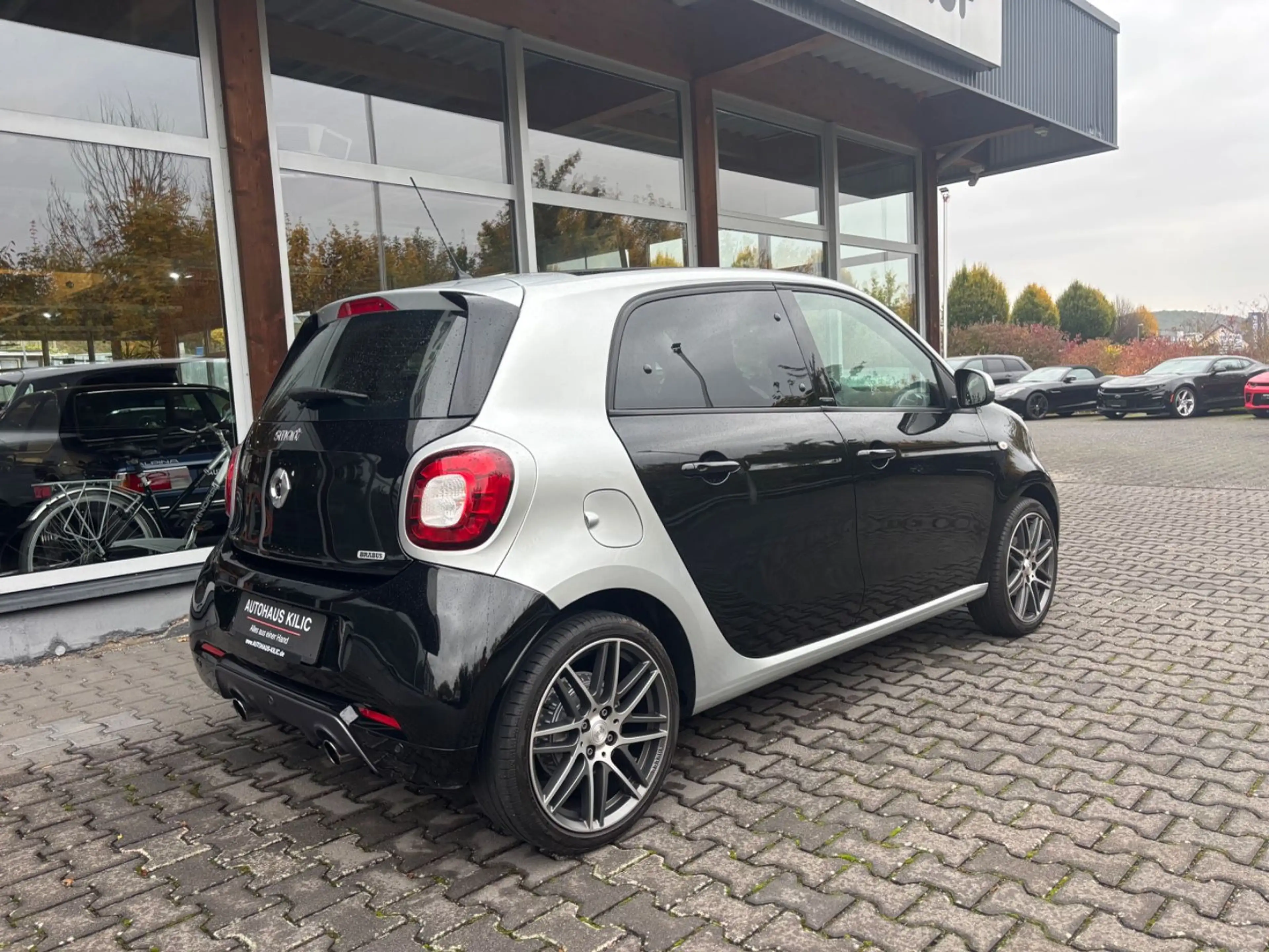 smart forFour Brabus JBL Leder Pano — photo 4