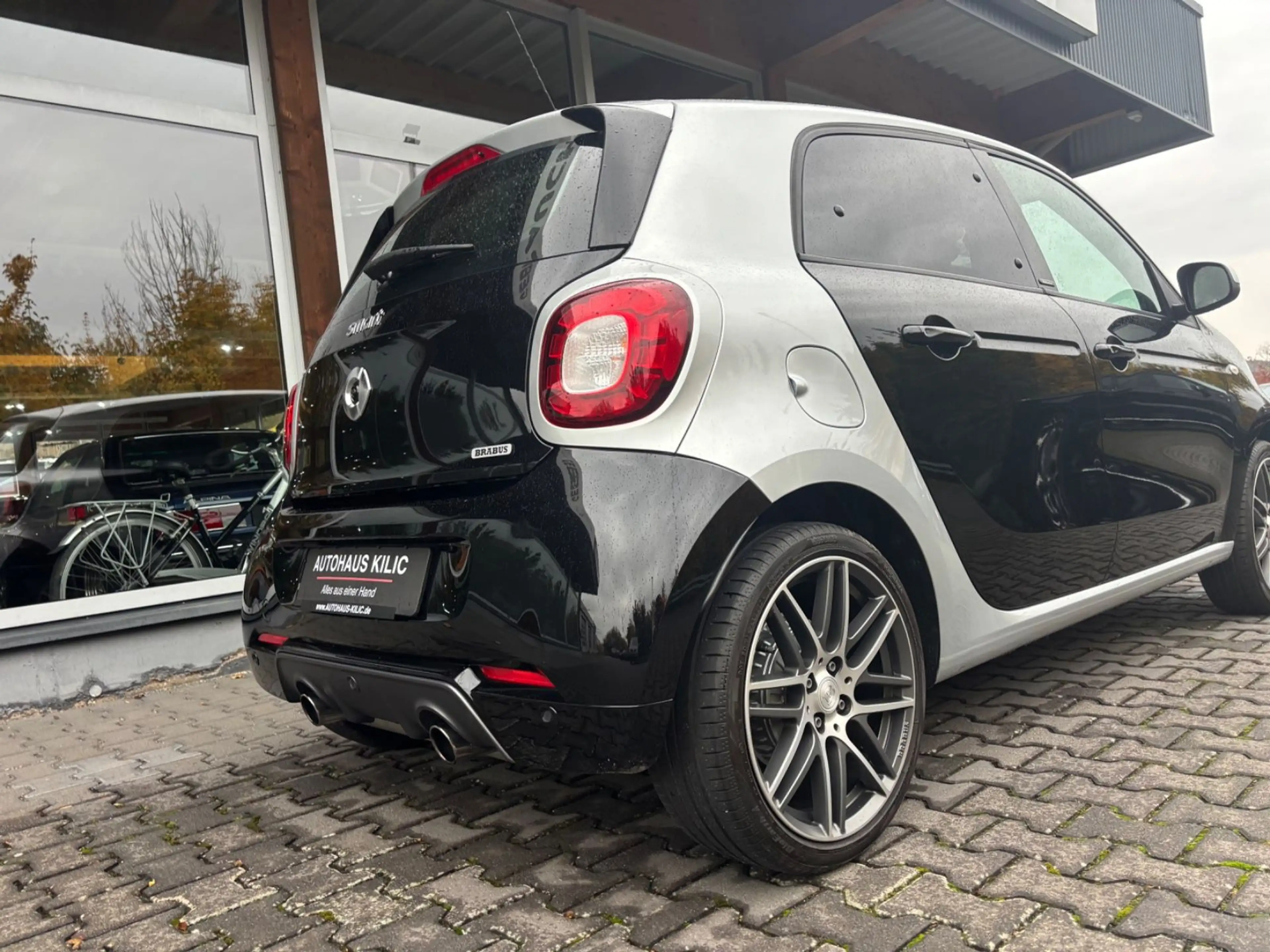smart forFour Brabus JBL Leder Pano — photo 21
