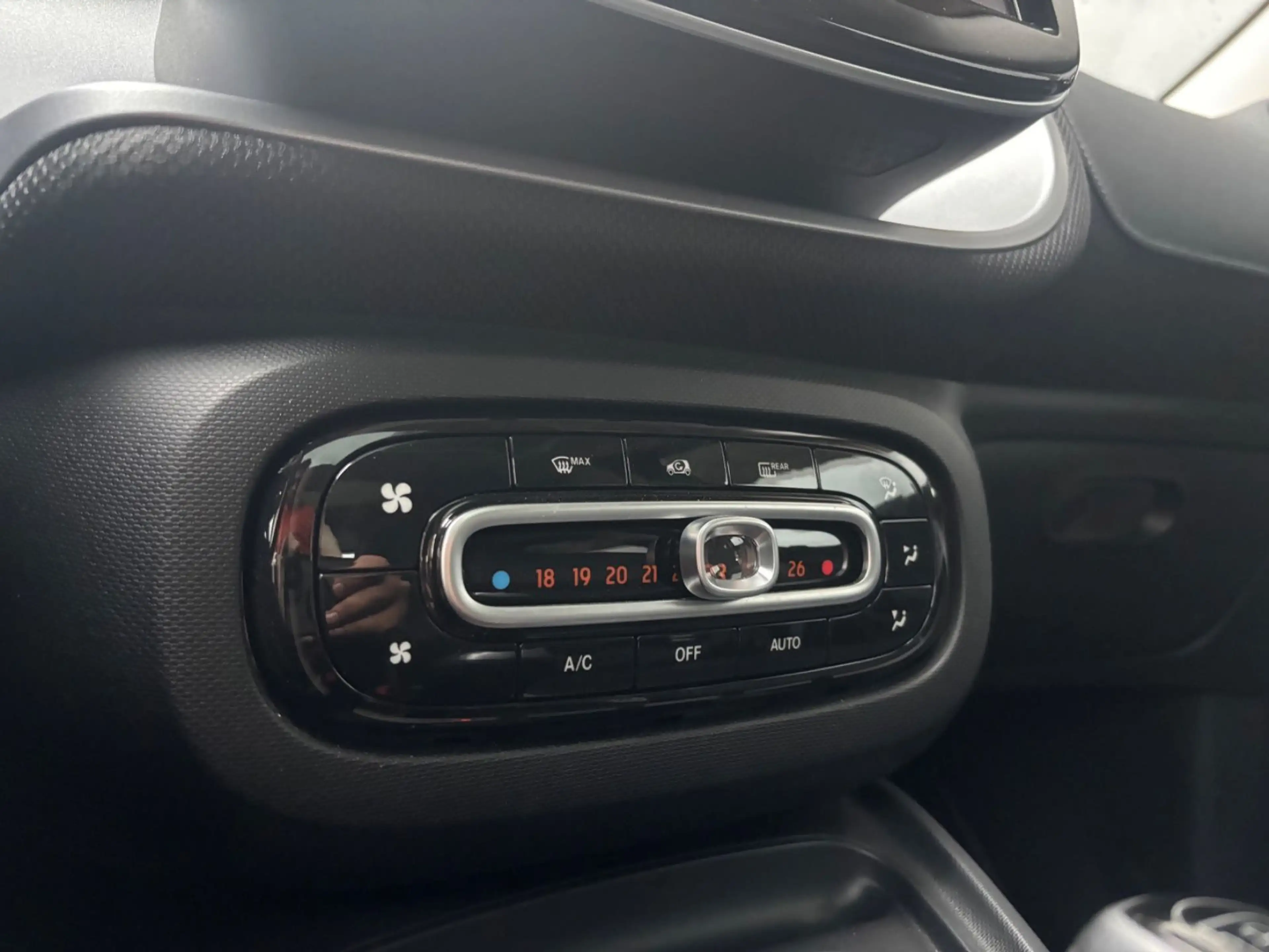 smart forFour Brabus JBL Leder Pano — photo 13